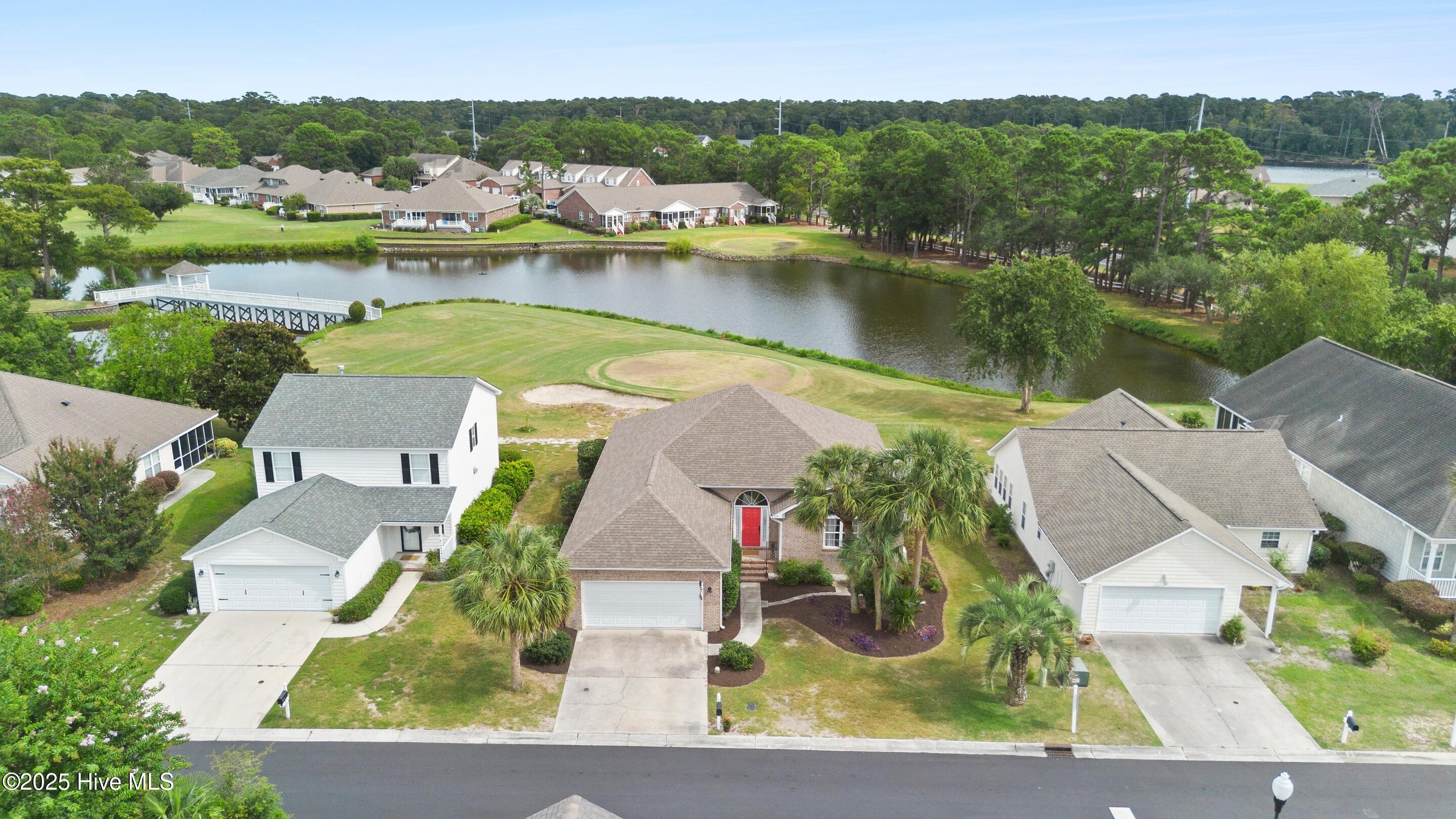 100528797 | Photo 52