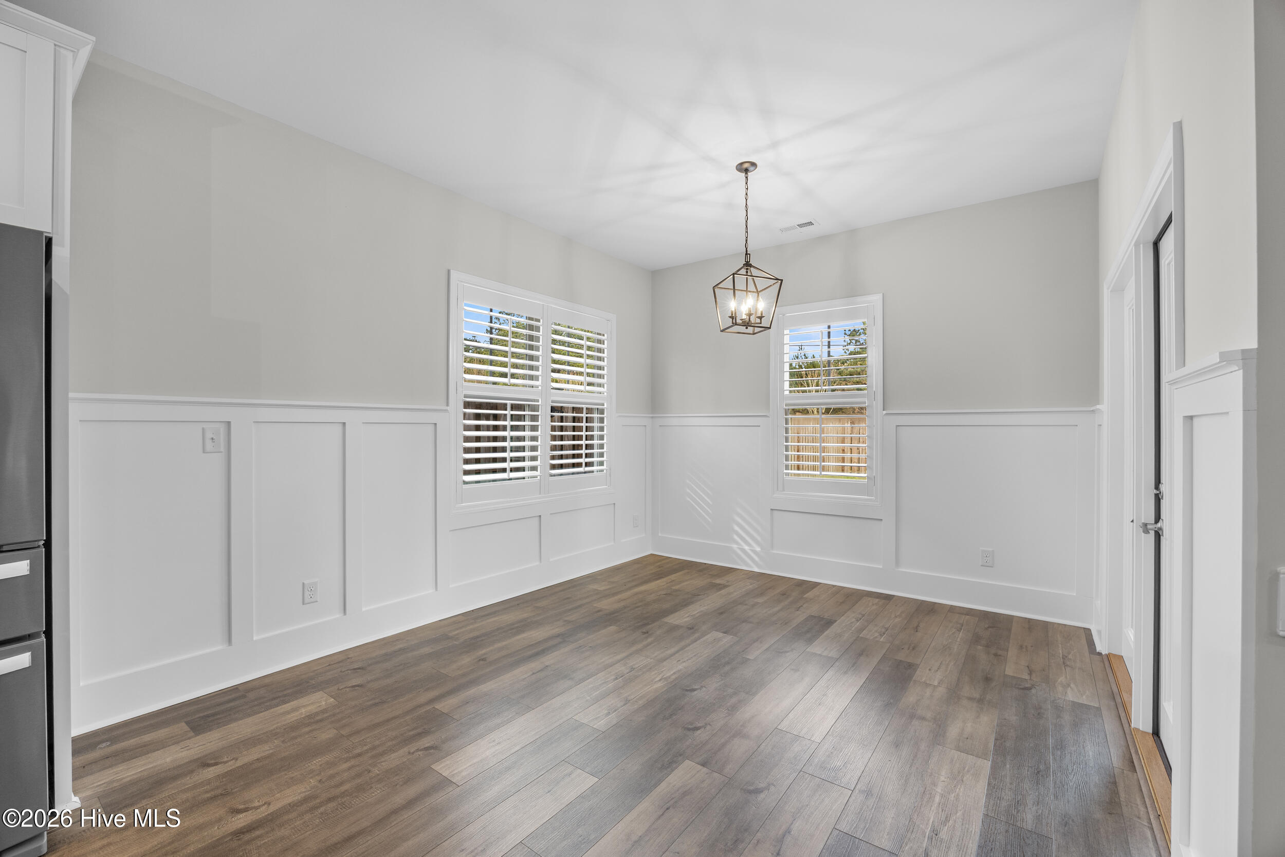 100559295 | Photo 17