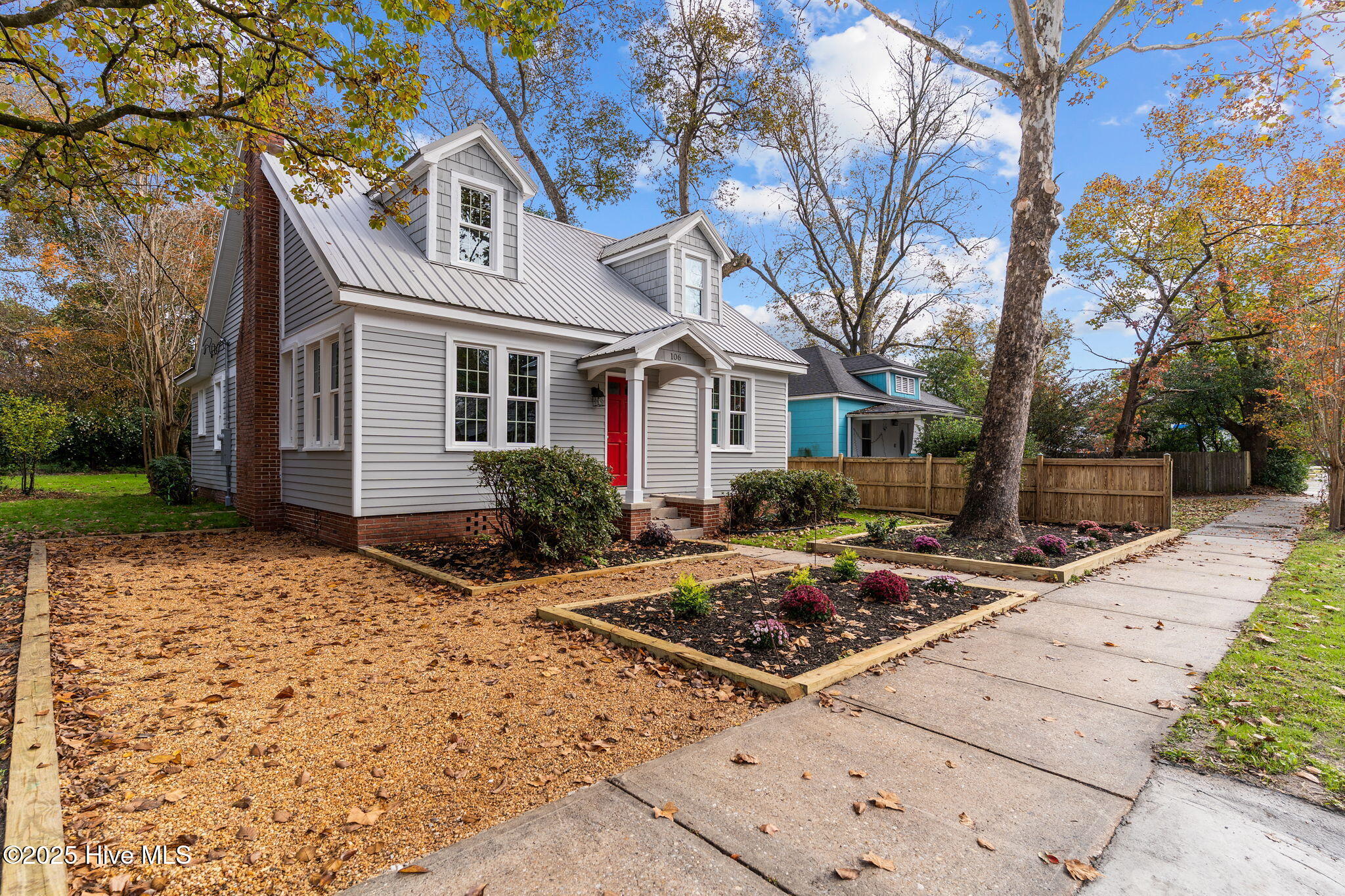 100542259 | Photo 52