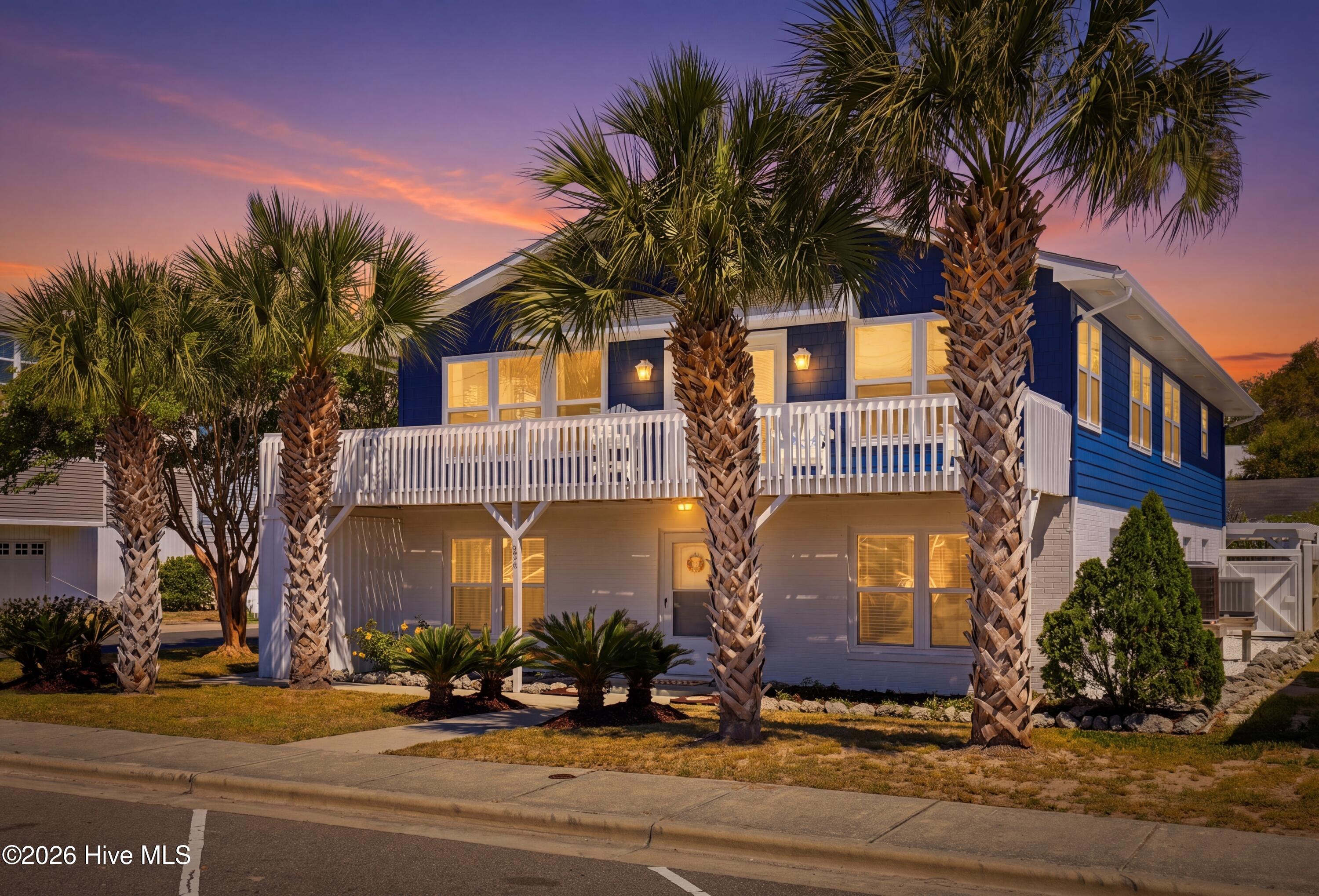 100569925 | Photo 54