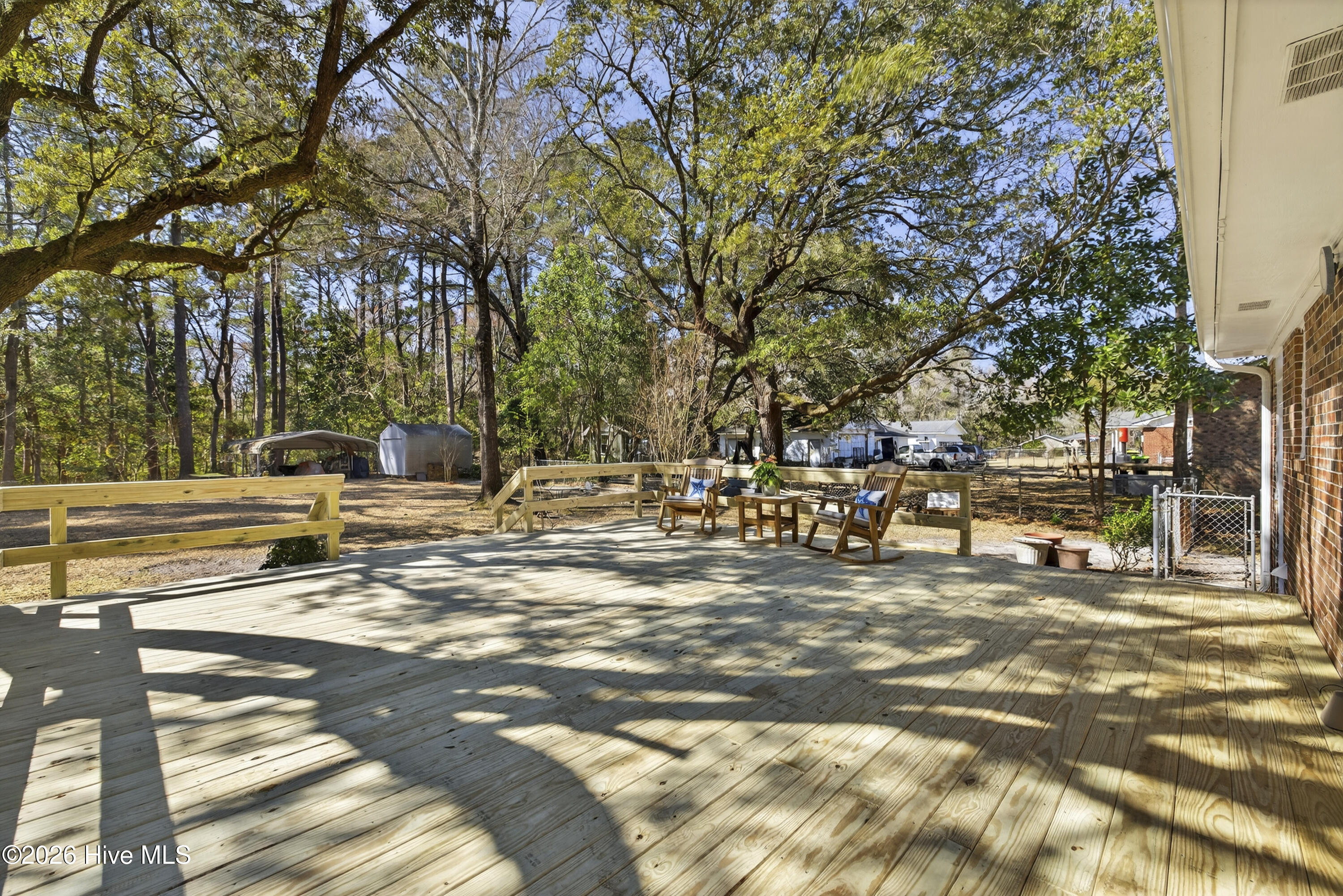 100556651 | Photo 32