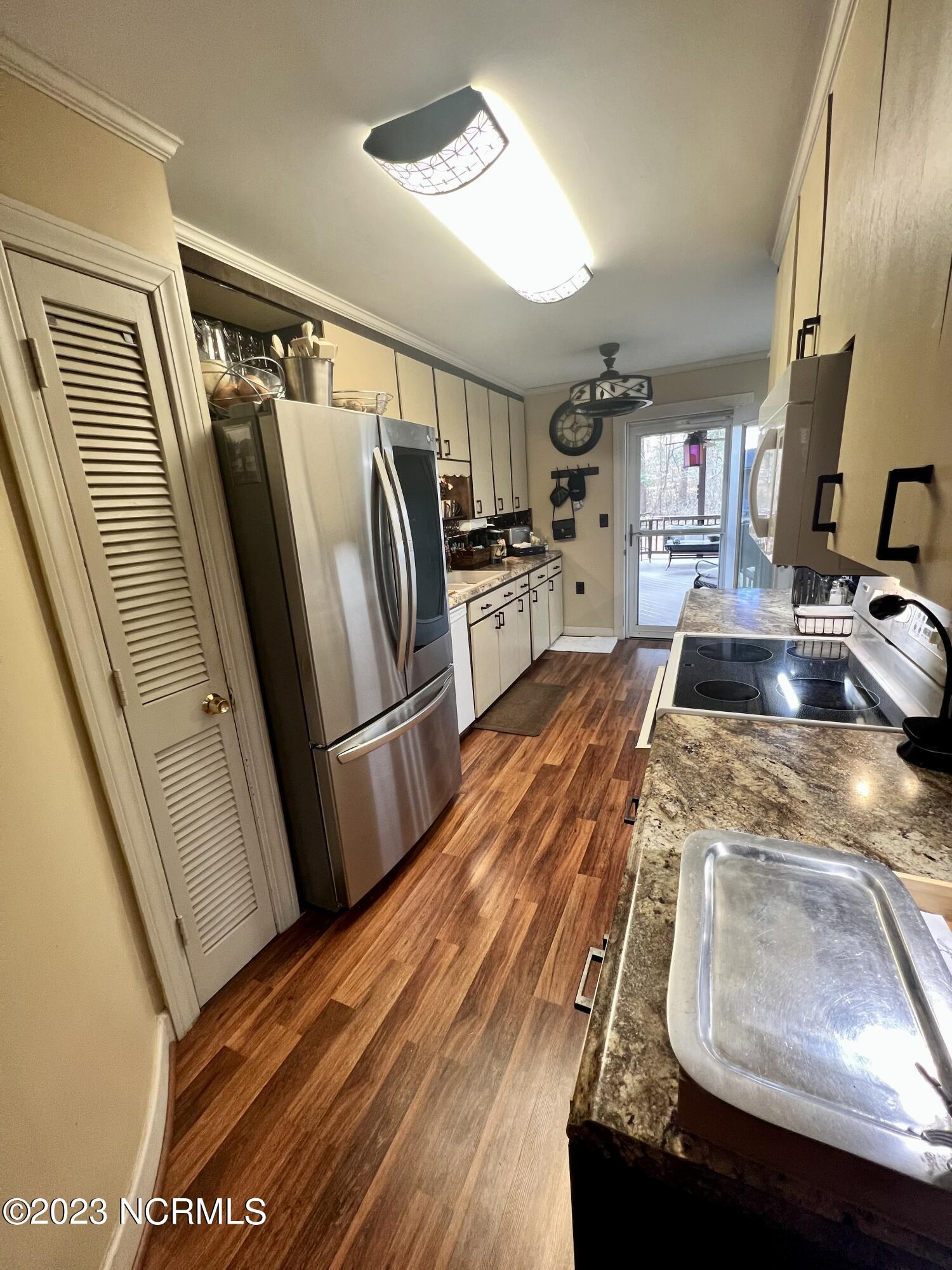 389 Northwoods Country Road