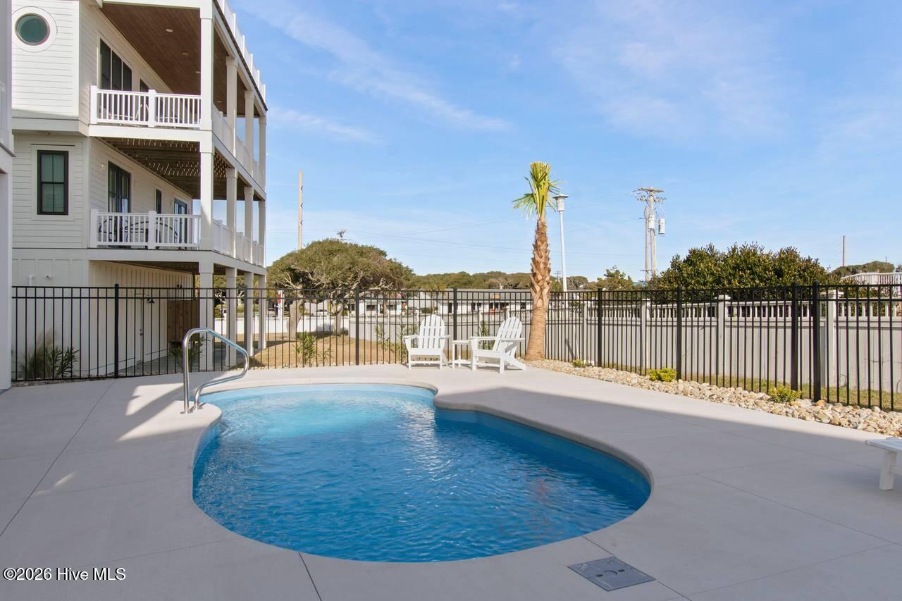 109 Ocean Bluff Drive,Indian Beach