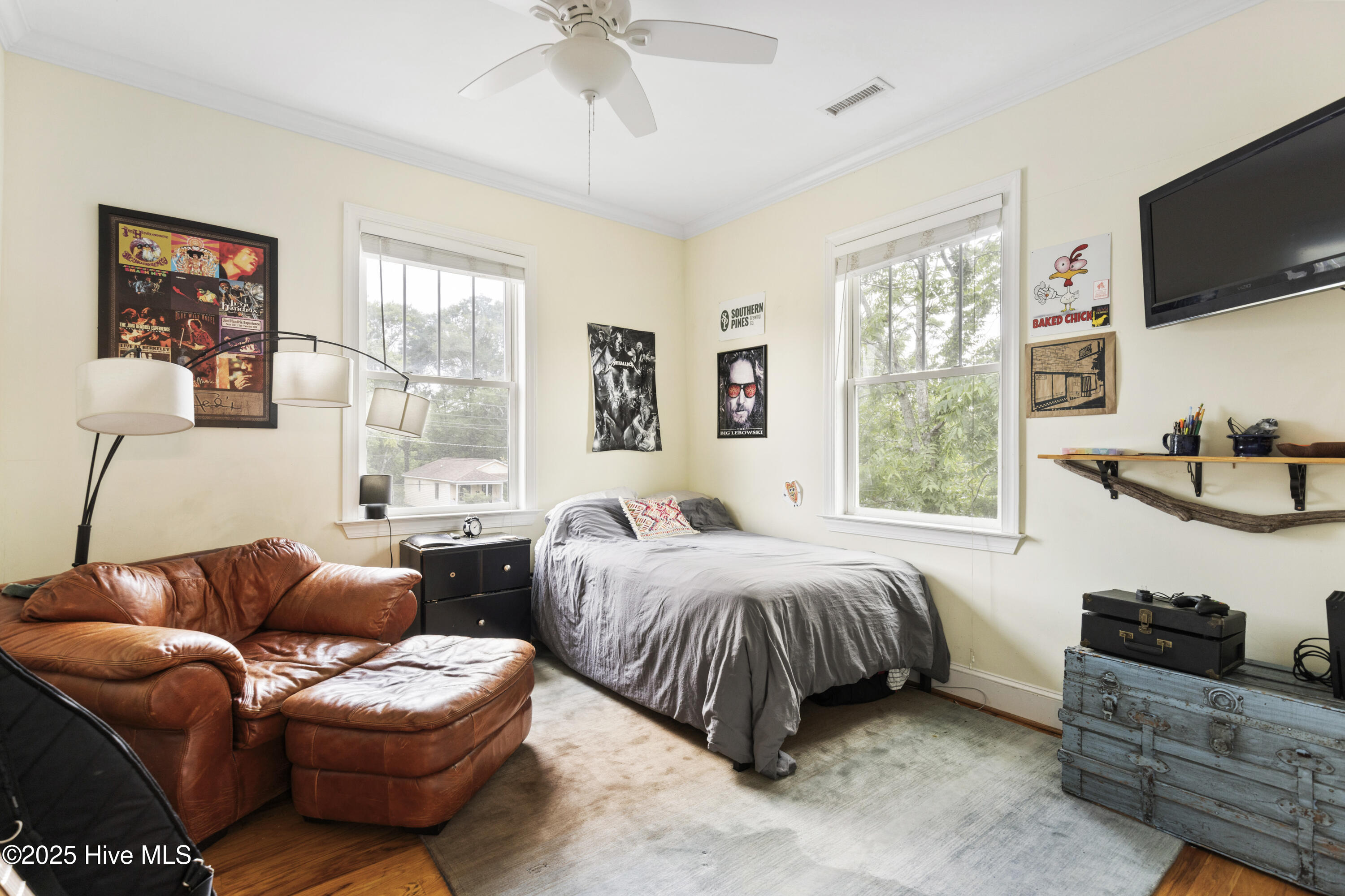 100516838 | Photo 28