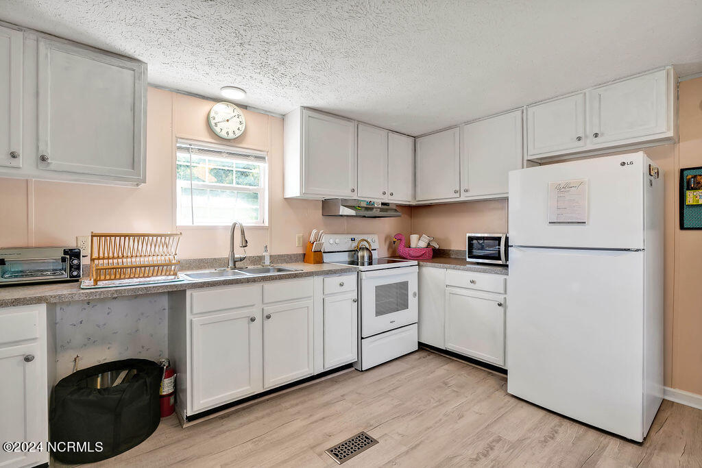 100566126 | Photo 21