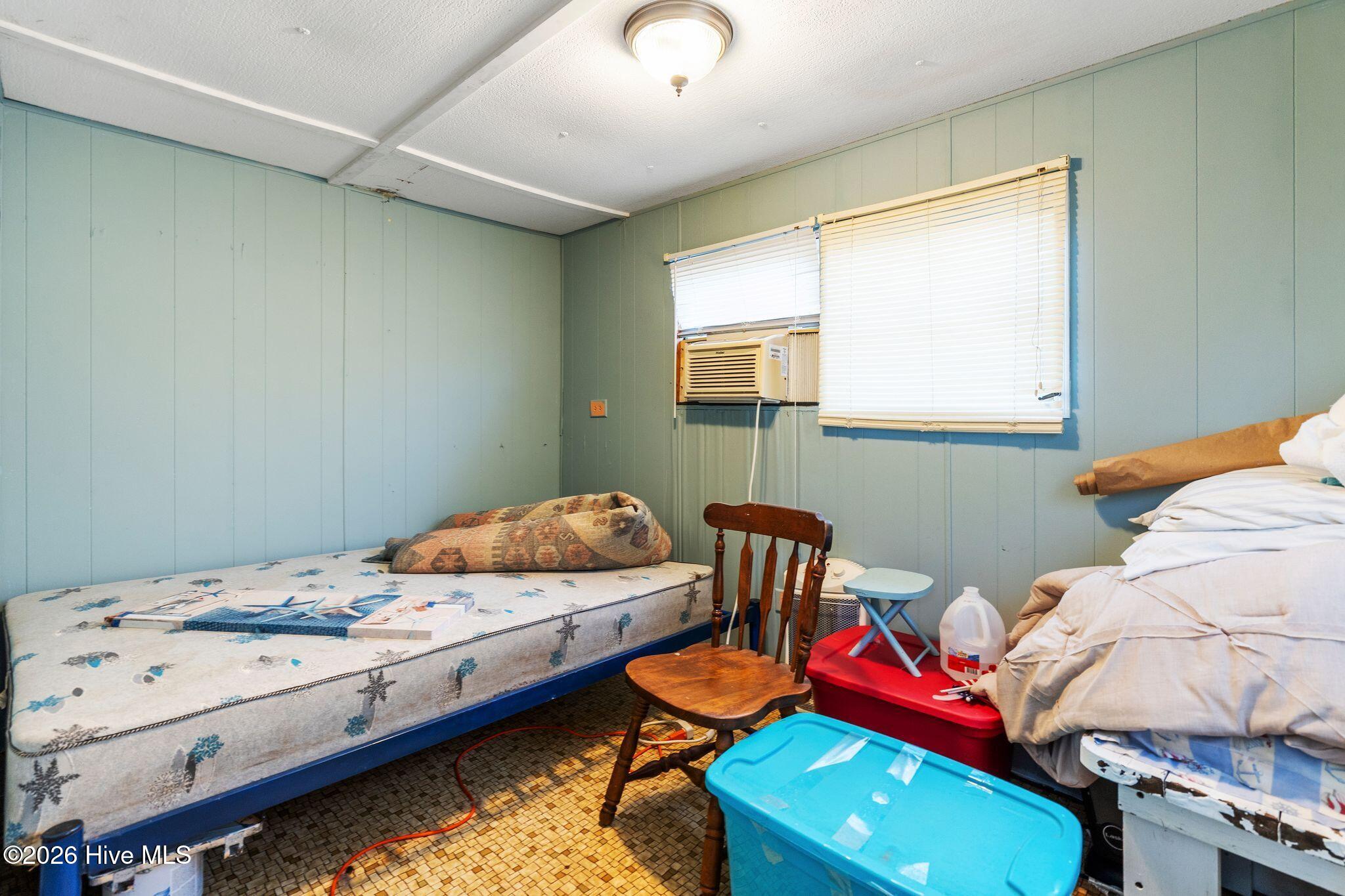 100560108 | Photo 20