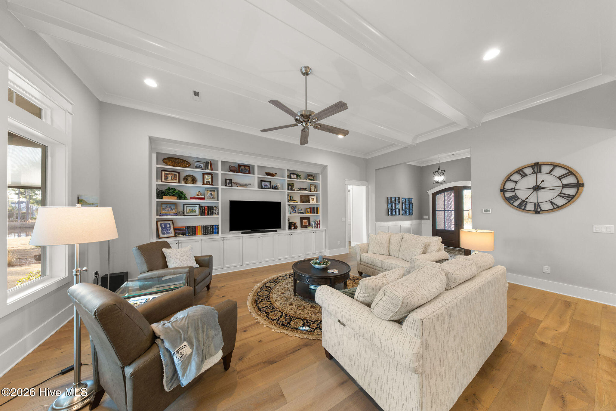 100552329 | Photo 10