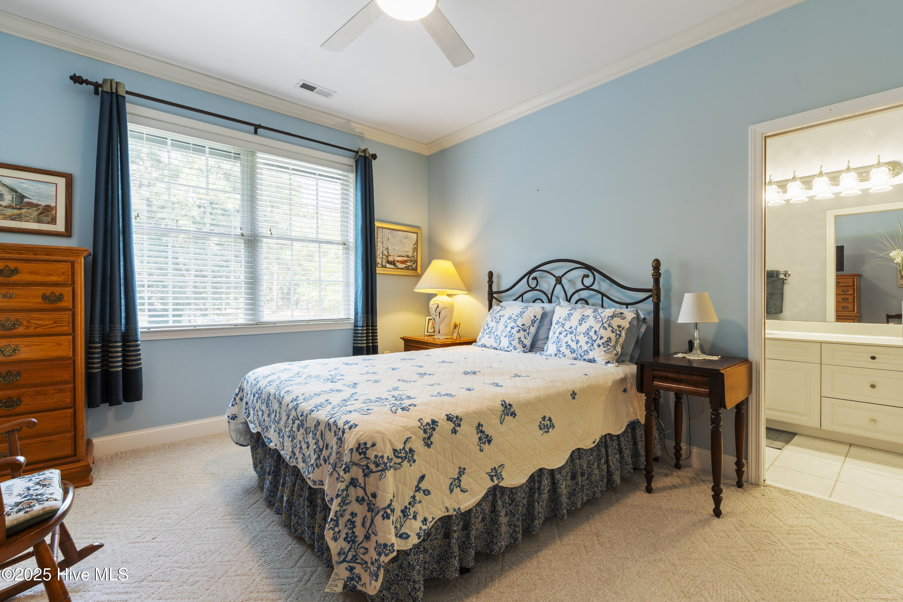 100511764 | Photo 30