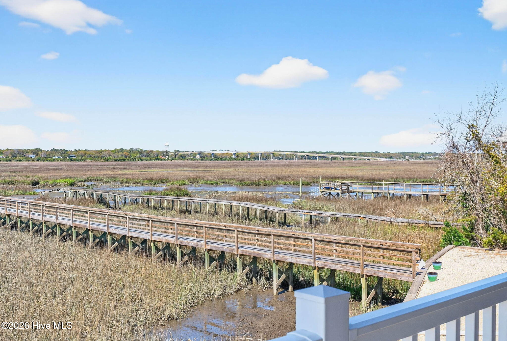 100564703 | Photo 37