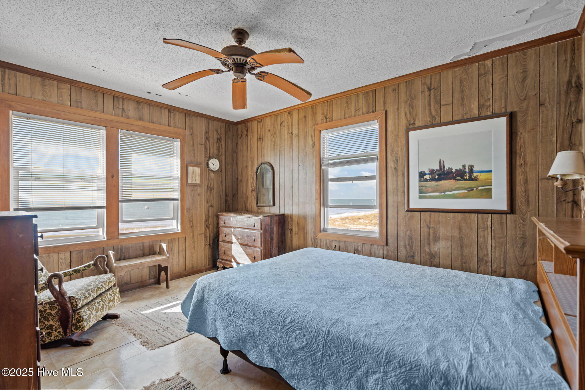 100539644 | Photo 40