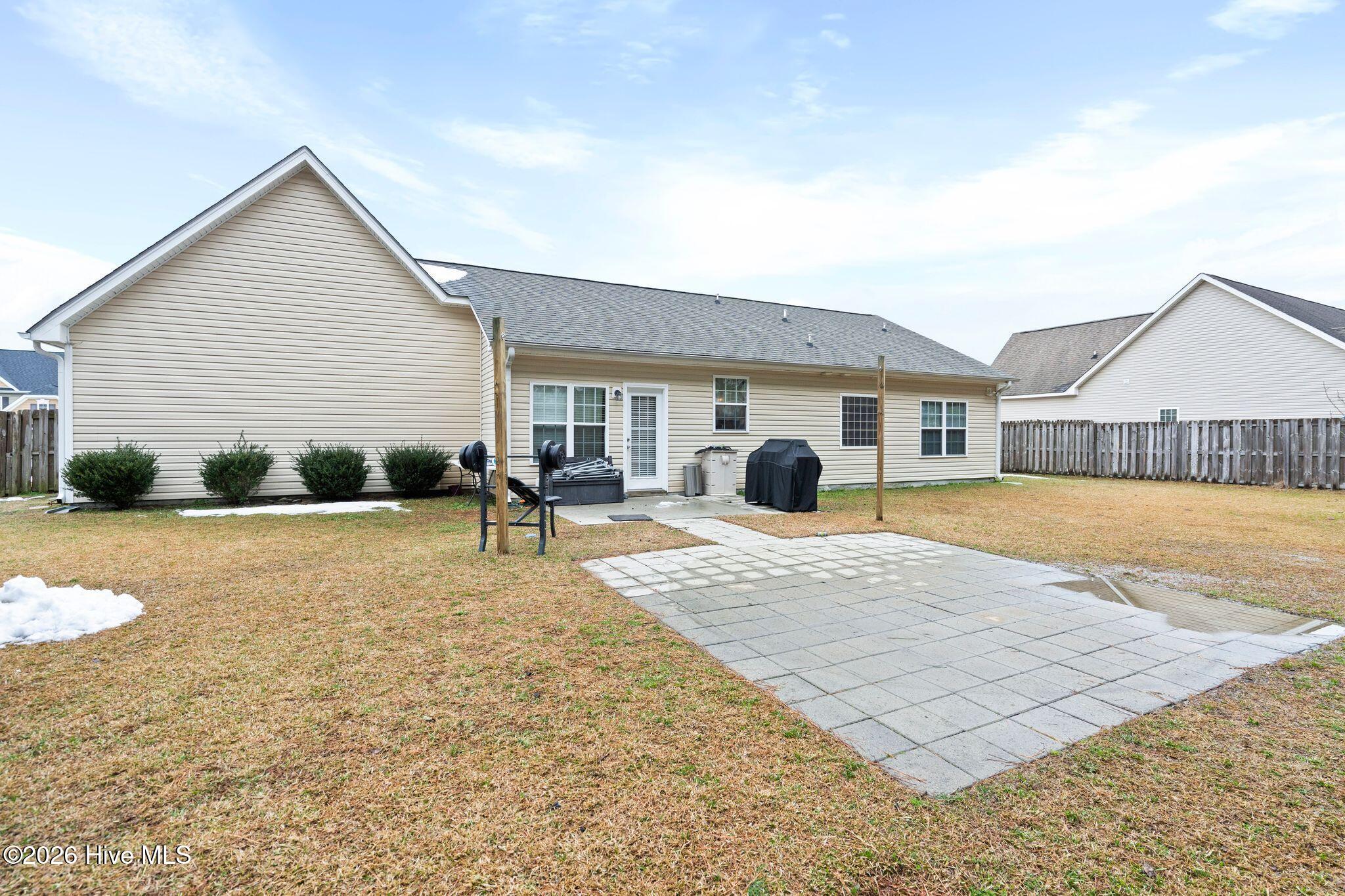 100553781 | Photo 31