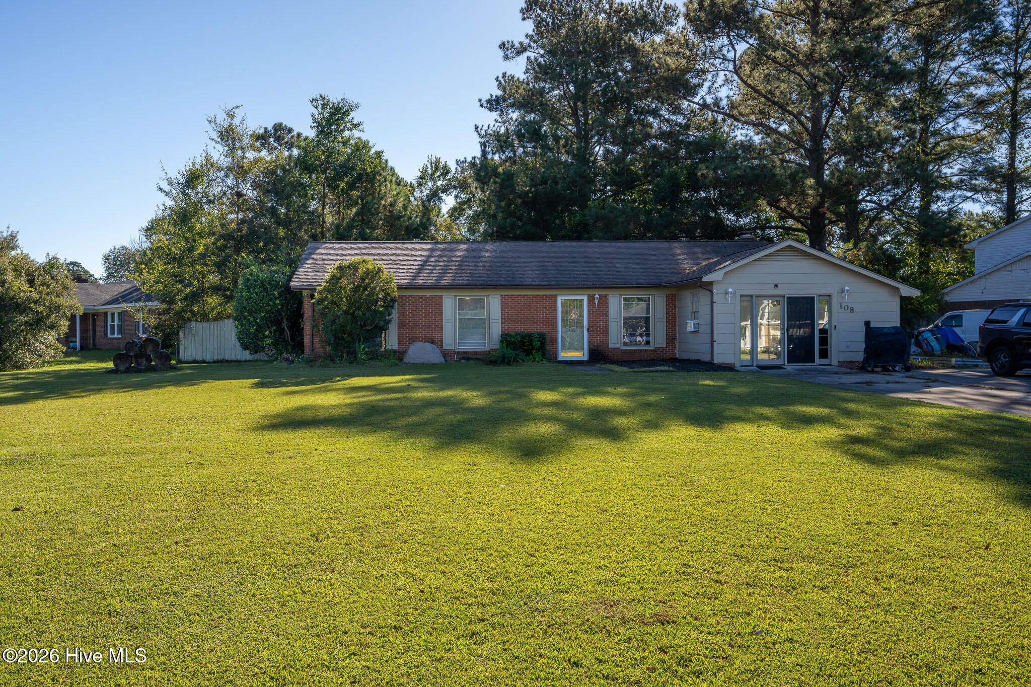 308 Greenbriar - Photos - MLS_5