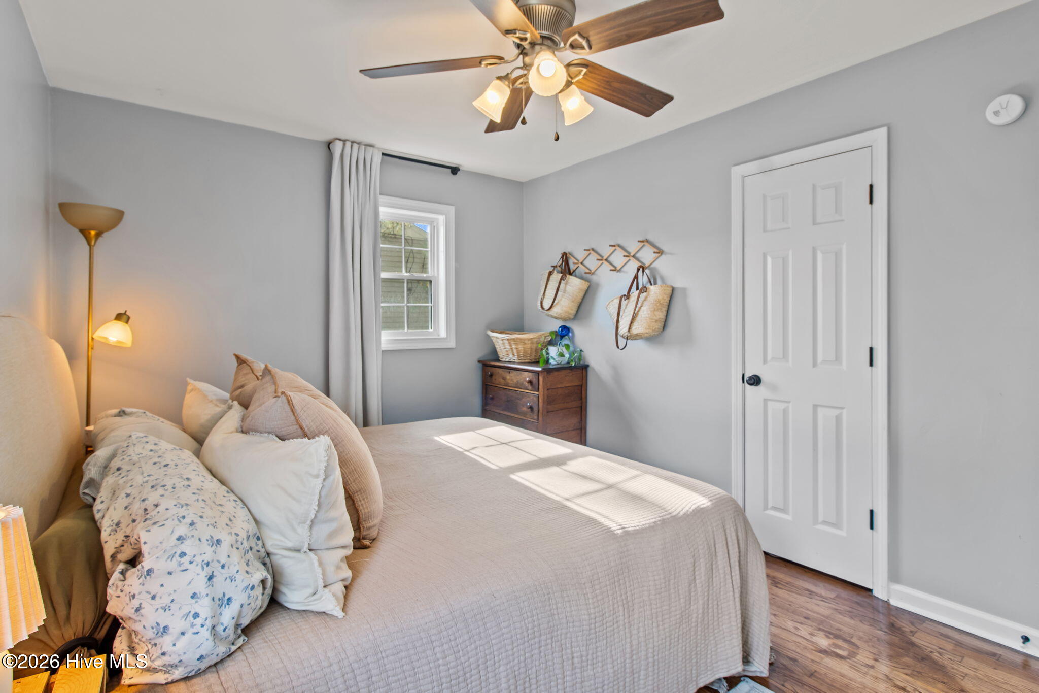 100561394 | Photo 18