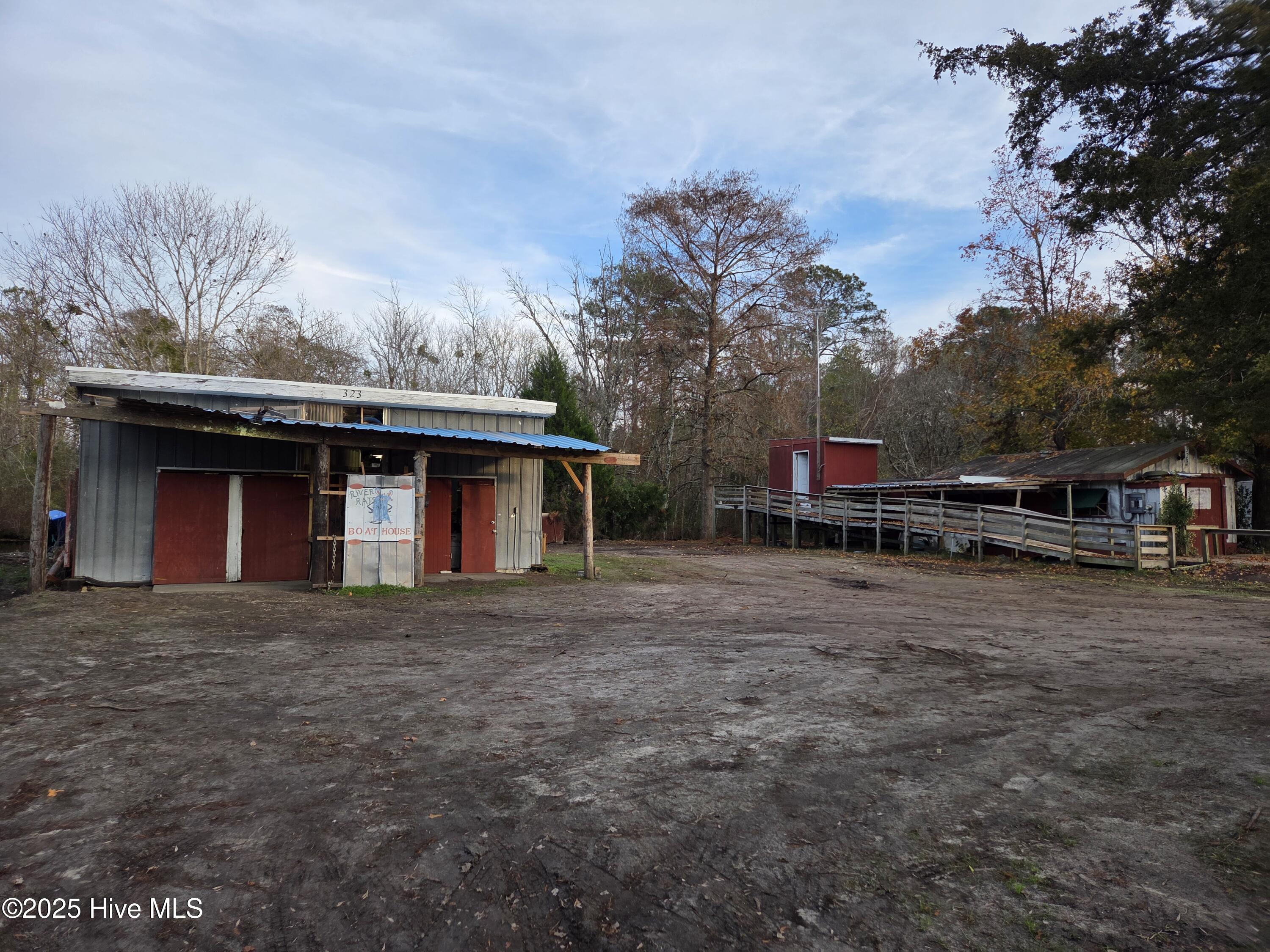 323 E Chatham Street, Newport, NC, 28570