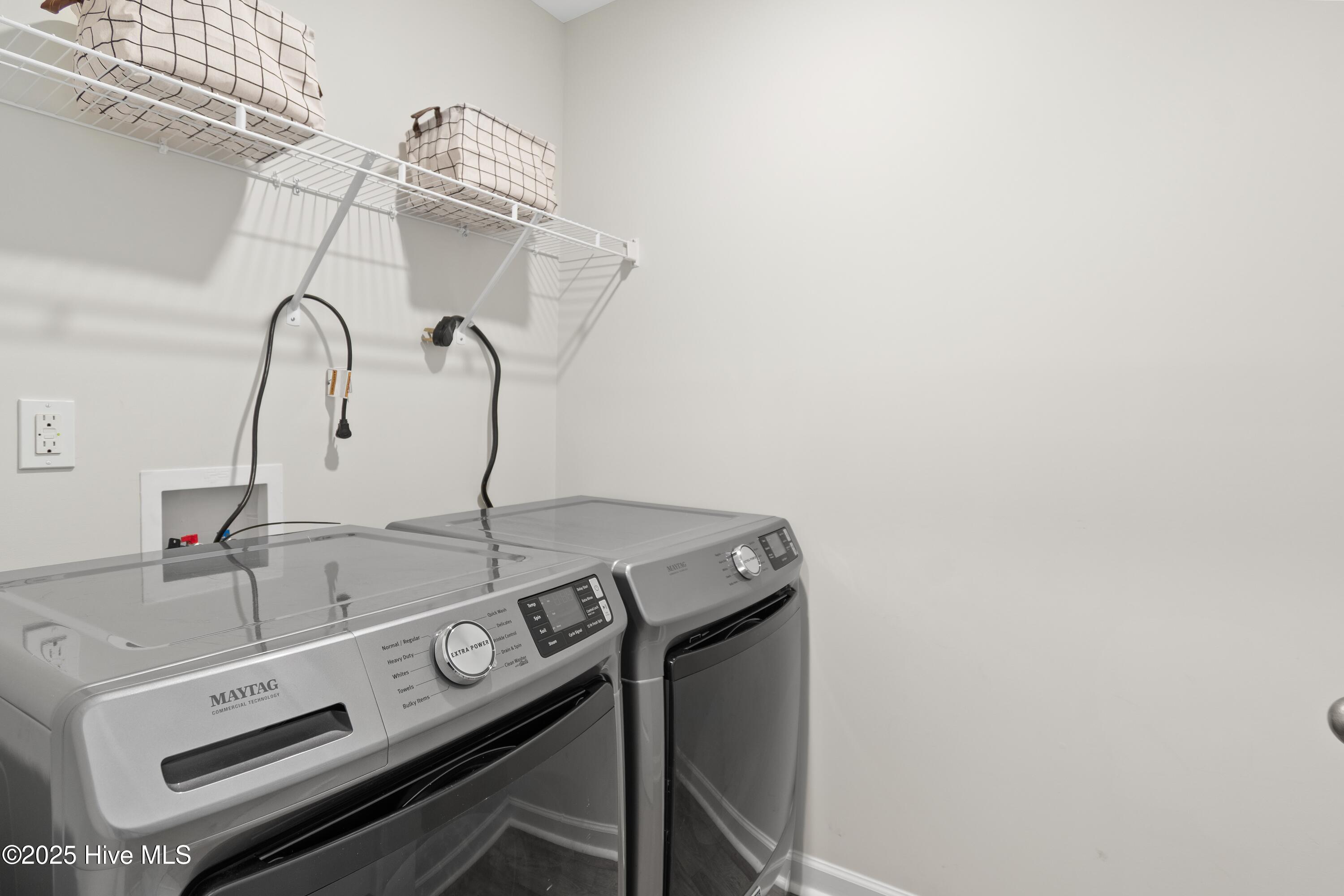 100519595 | Photo 18