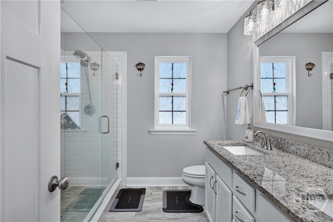 Upstairs Primary Bathroom