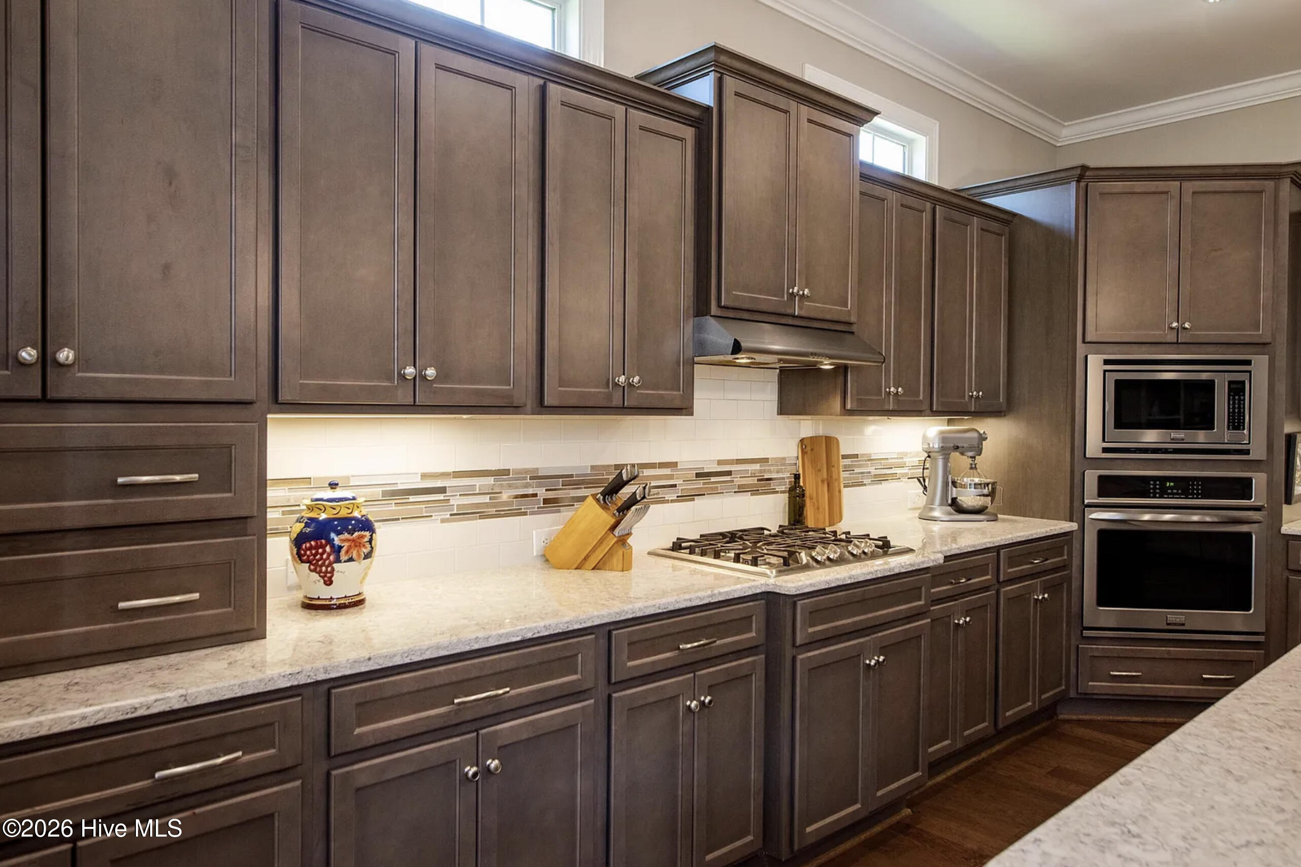 100563129 | Photo 10