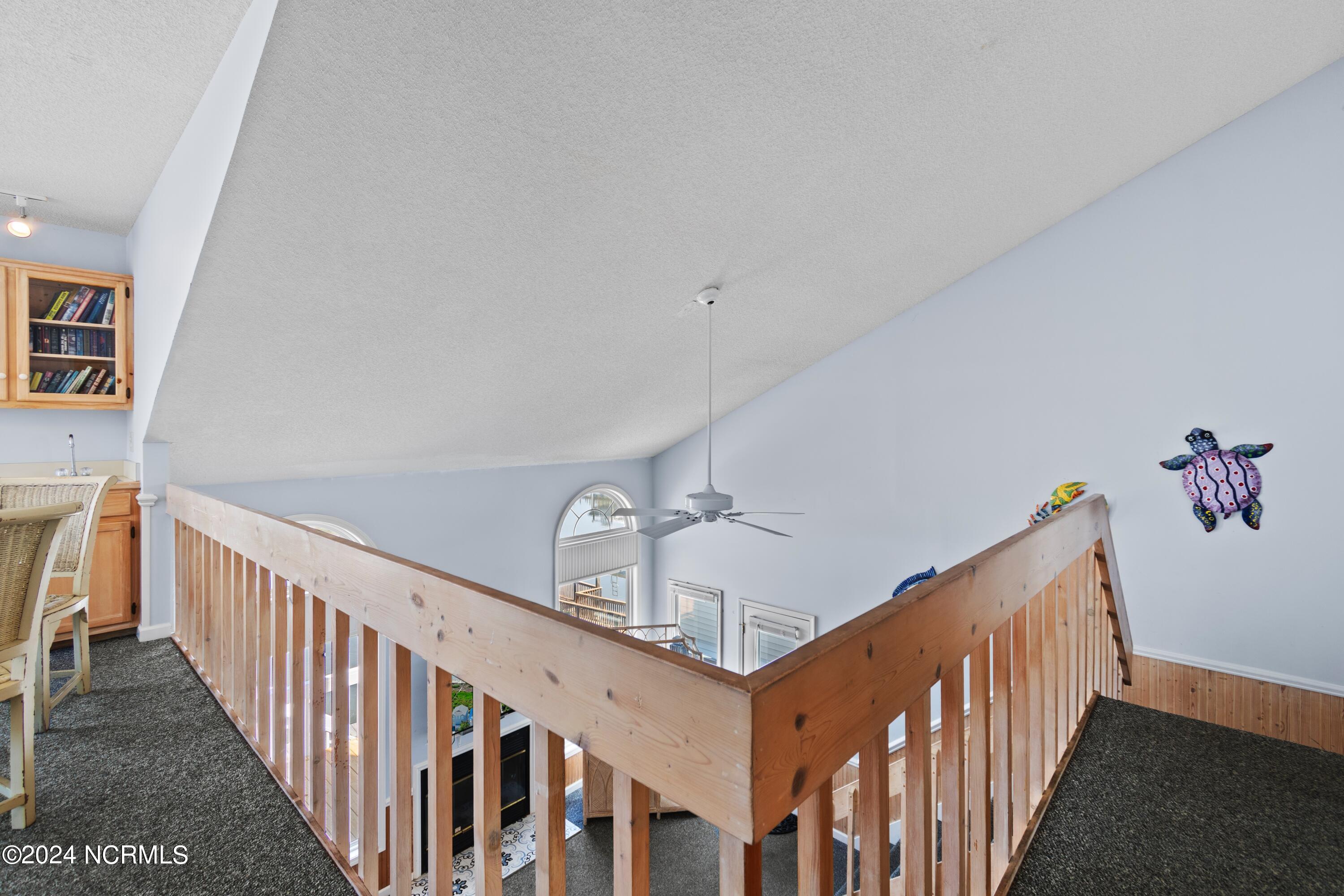 100440920 | Photo 30