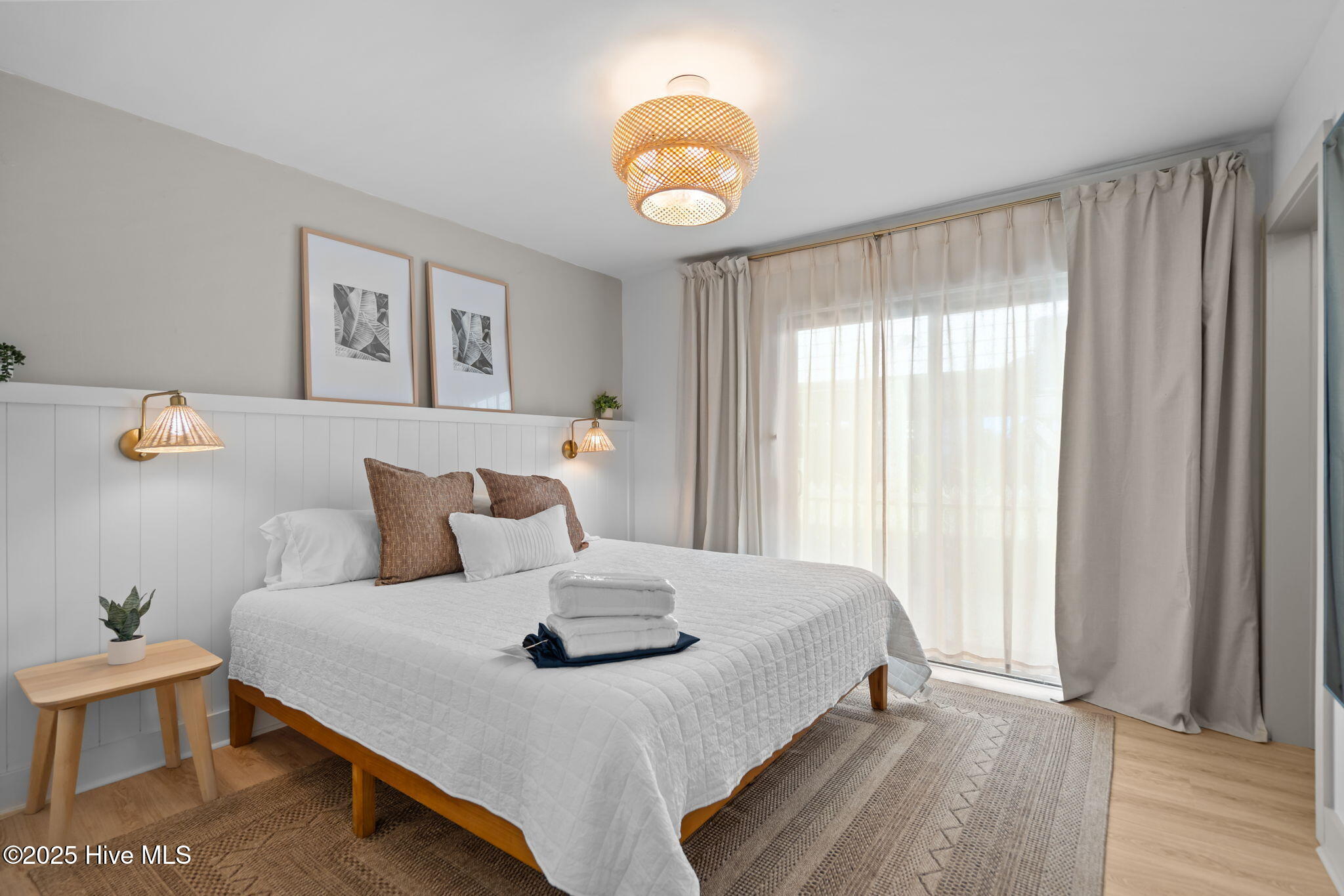 100534749 | Photo 42