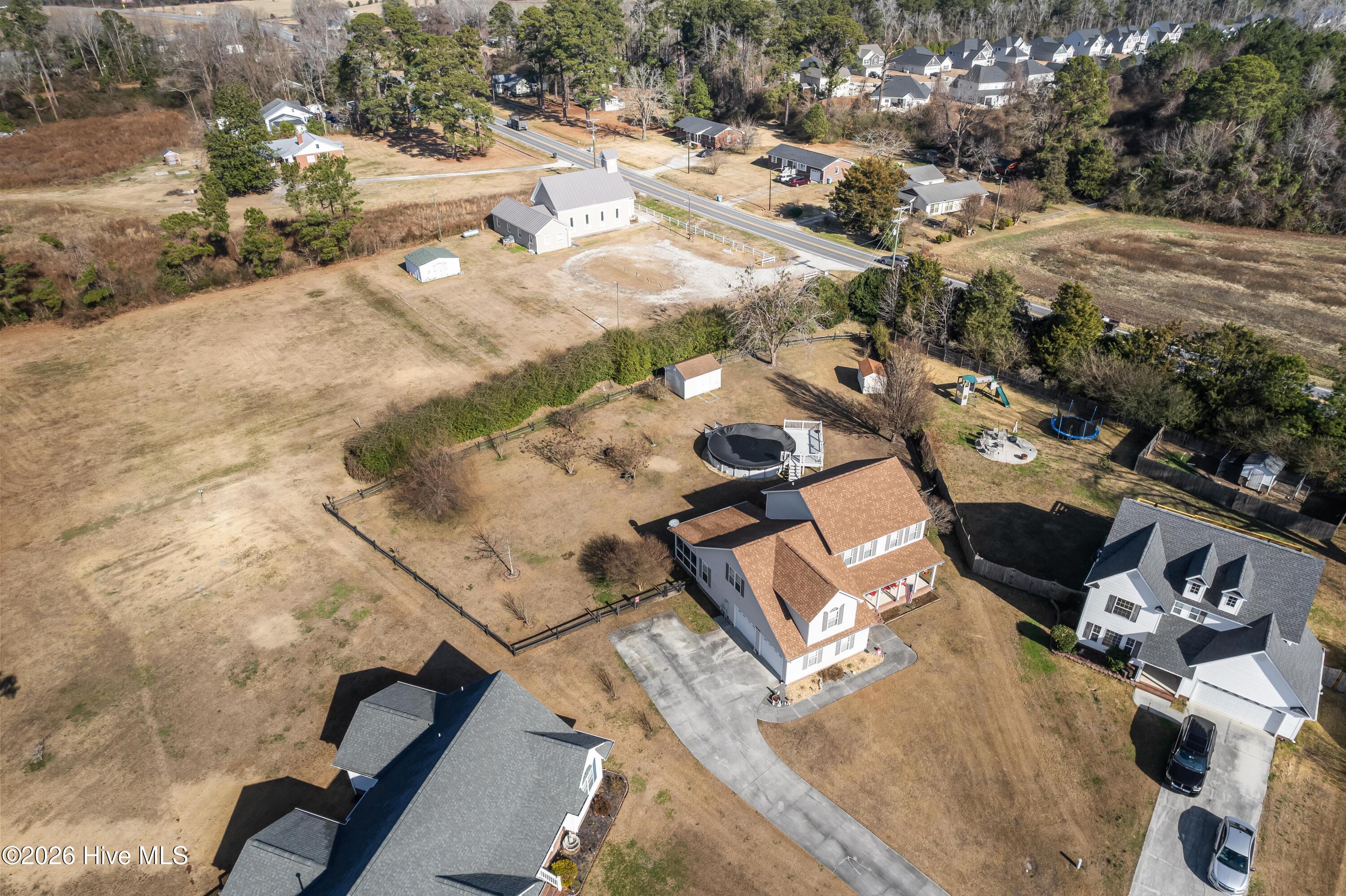 100550055 | Photo 61