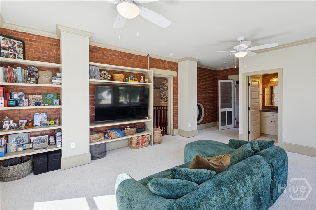Sunroom/Entertainment Room (upstairs addition)