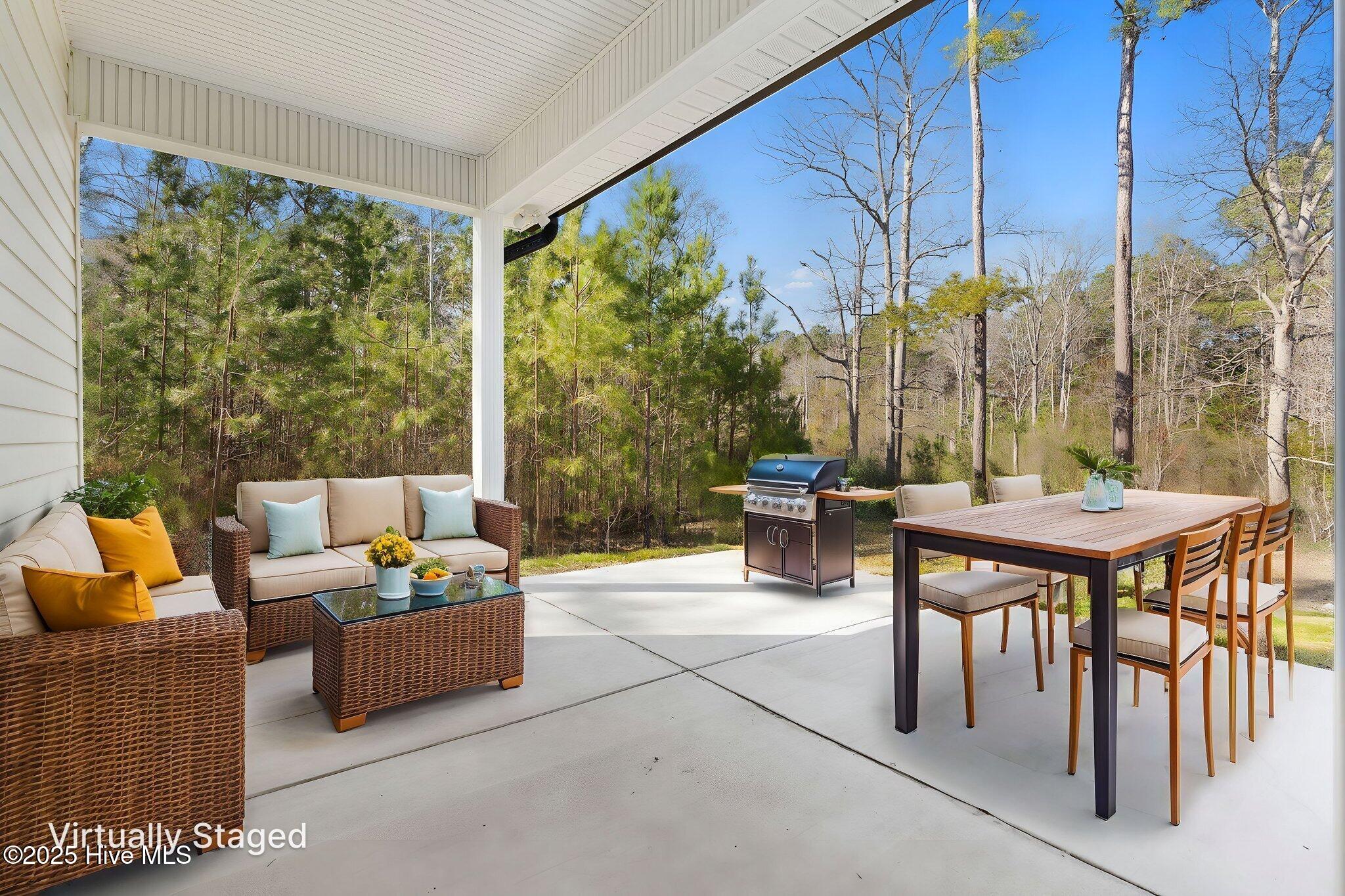 100518606 | Photo 40