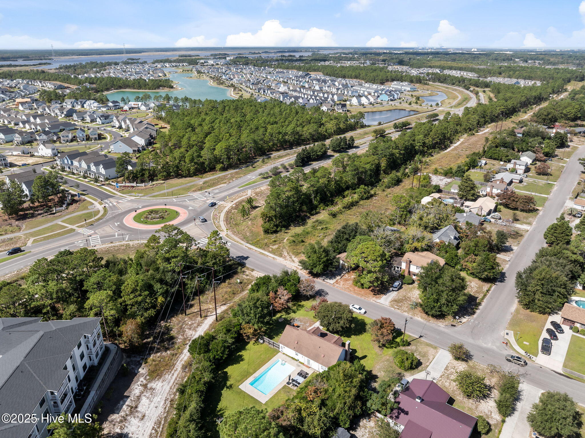 100551832 | Photo 50