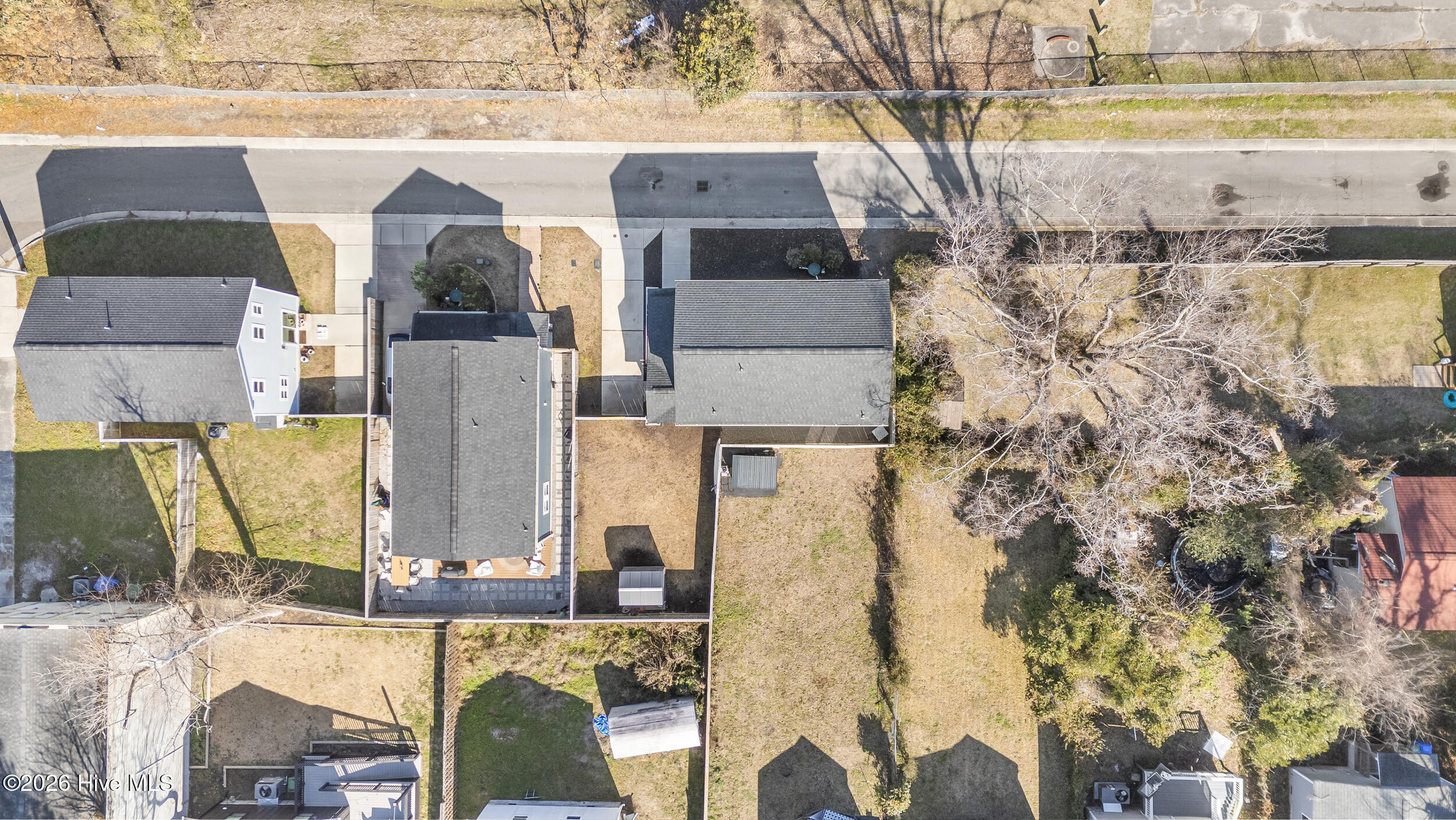 100545207 | Photo 39