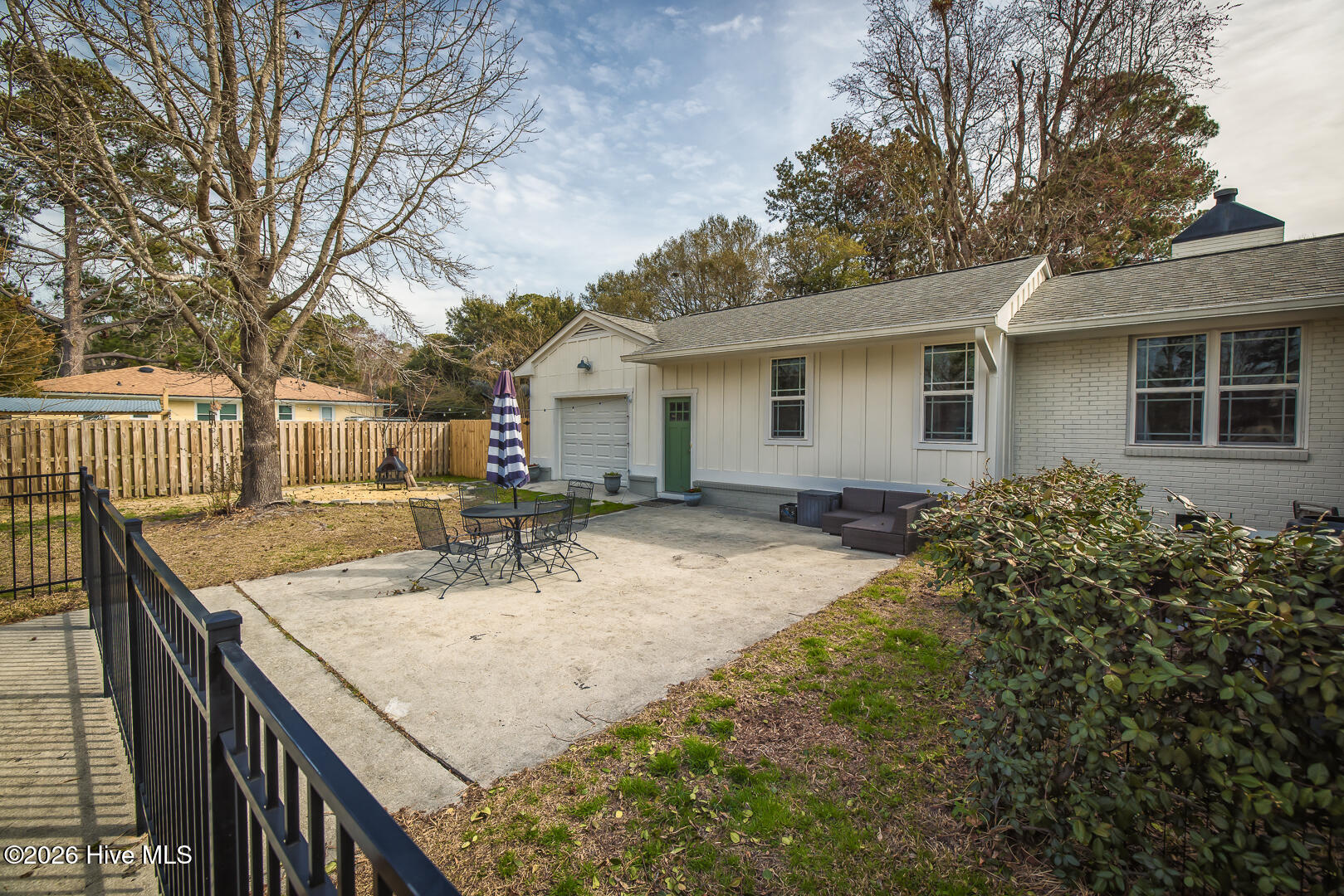 100556956 | Photo 84