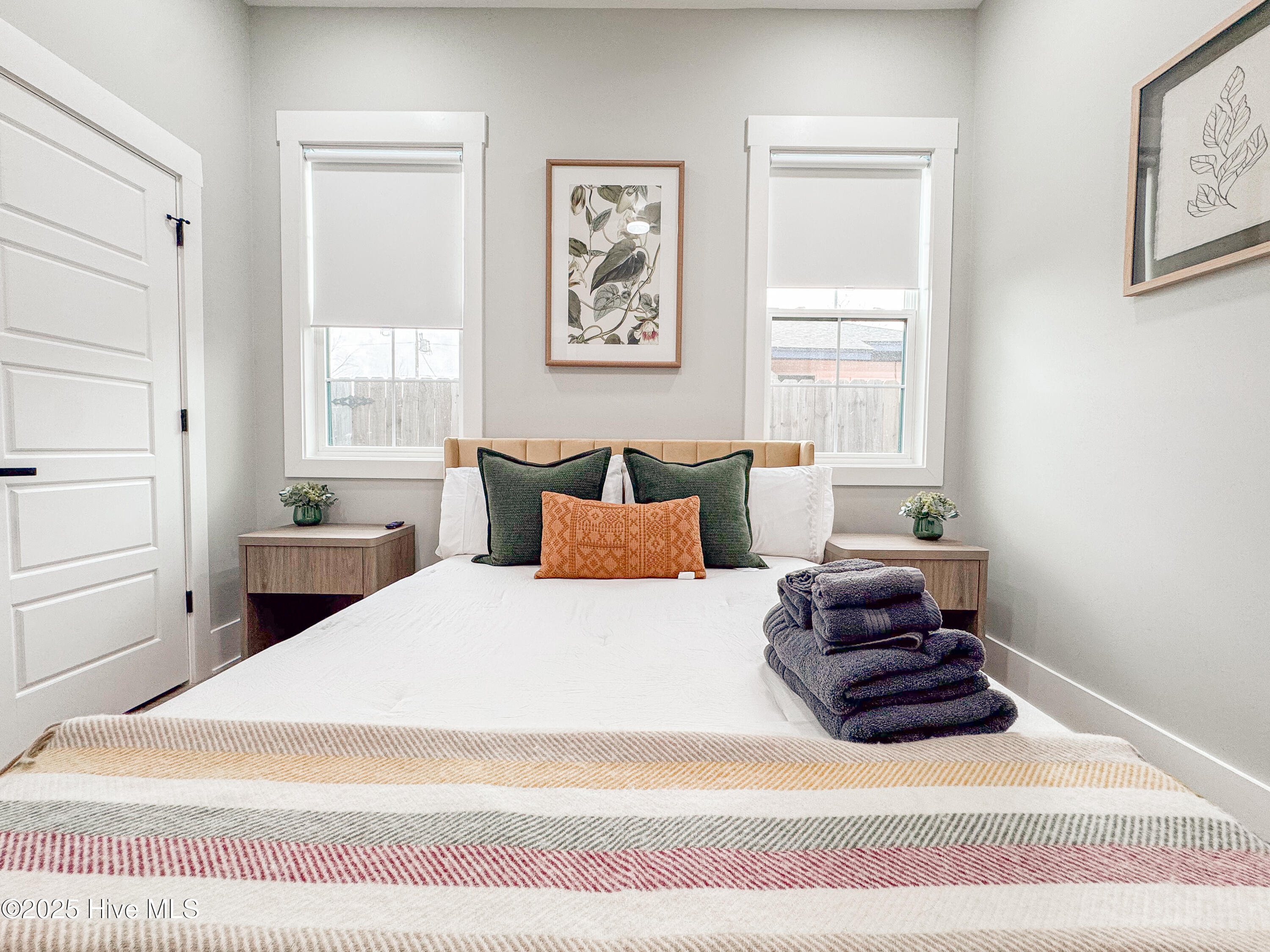 100537870 | Photo 11