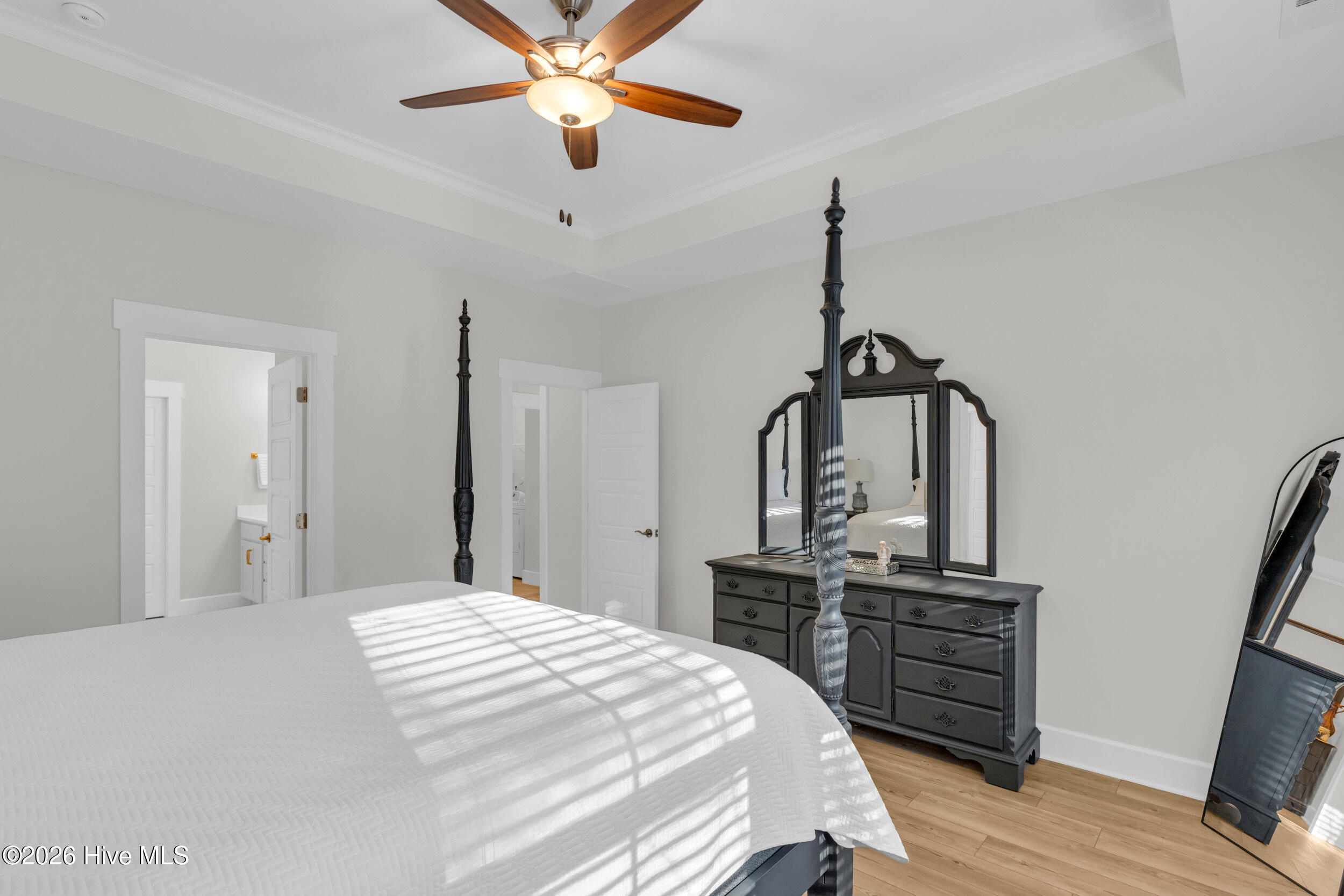 100550757 | Photo 18