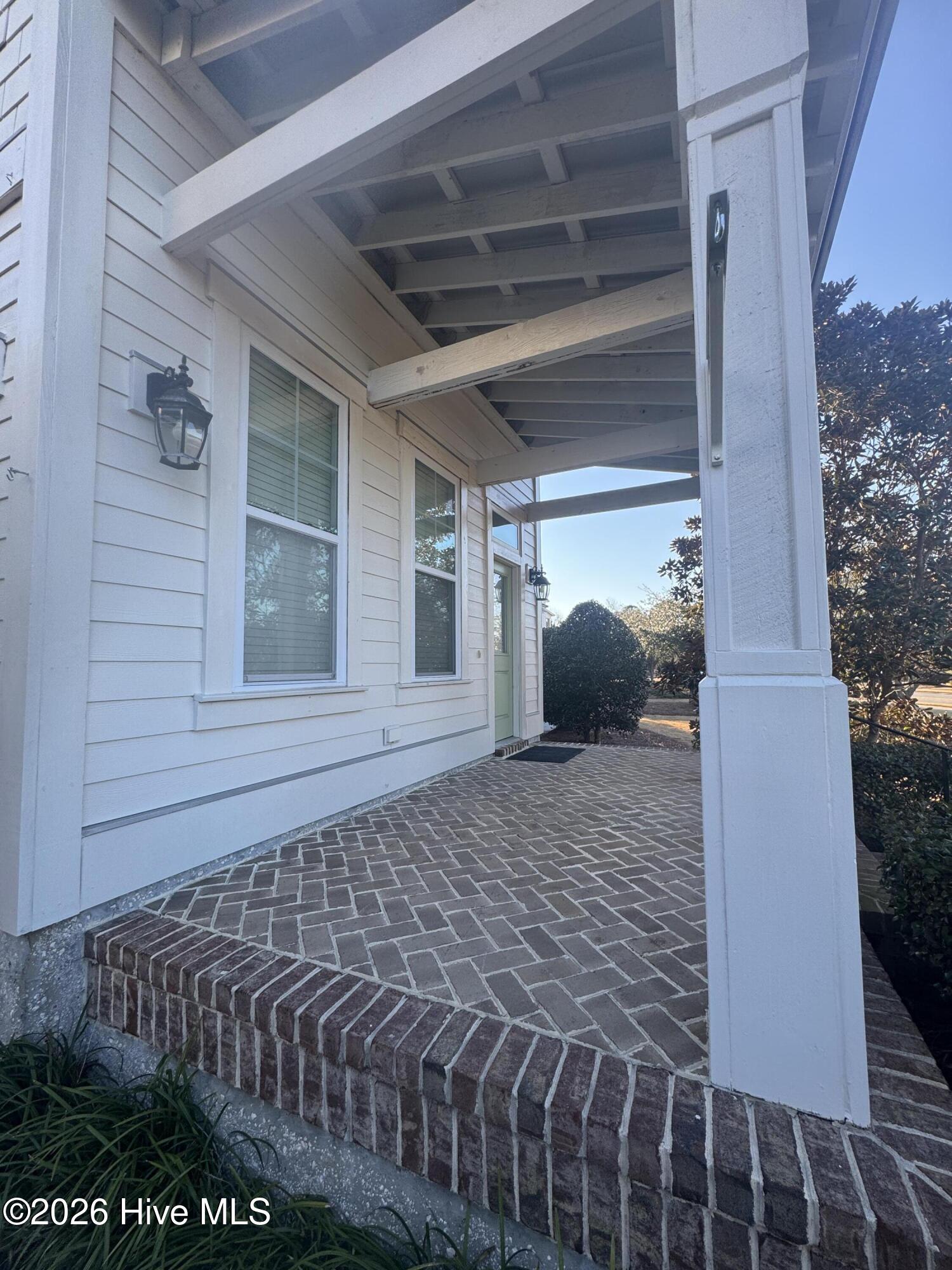 100555381 | Photo 35