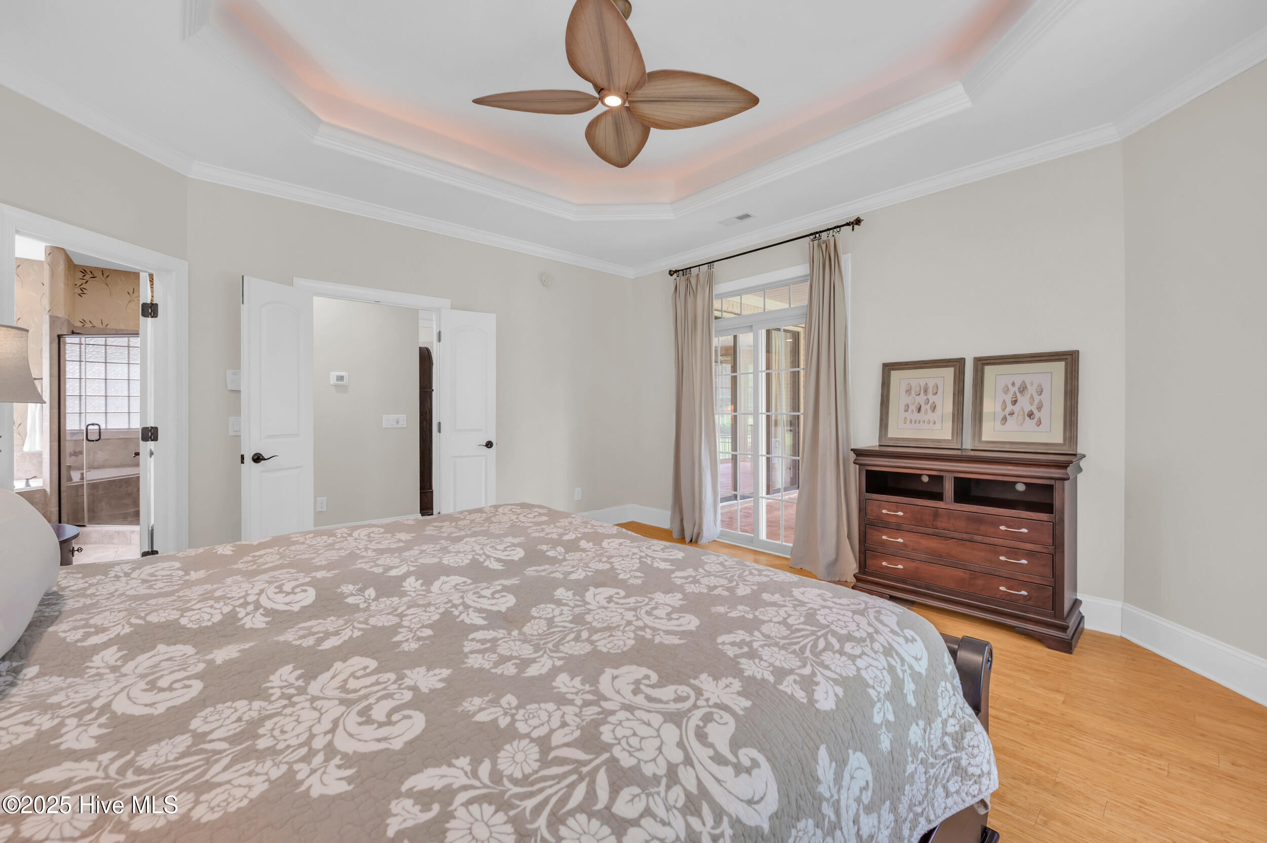 100517542 | Photo 19