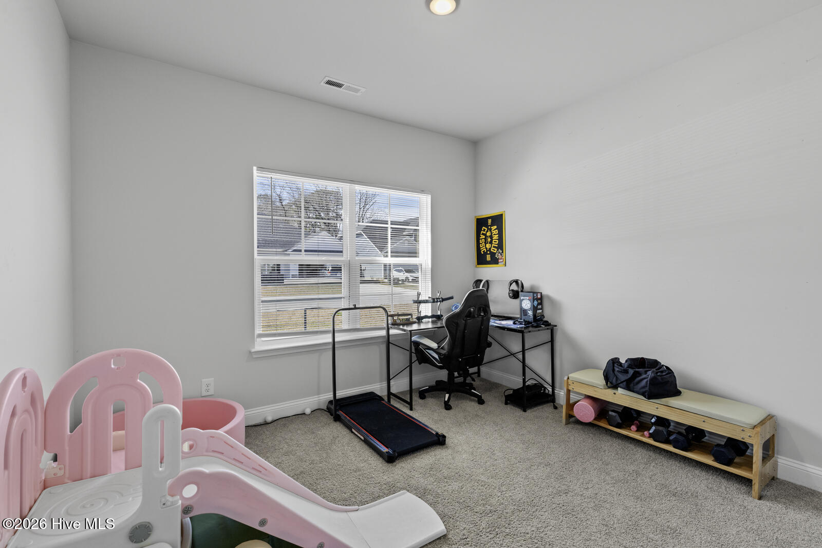 100560379 | Photo 20