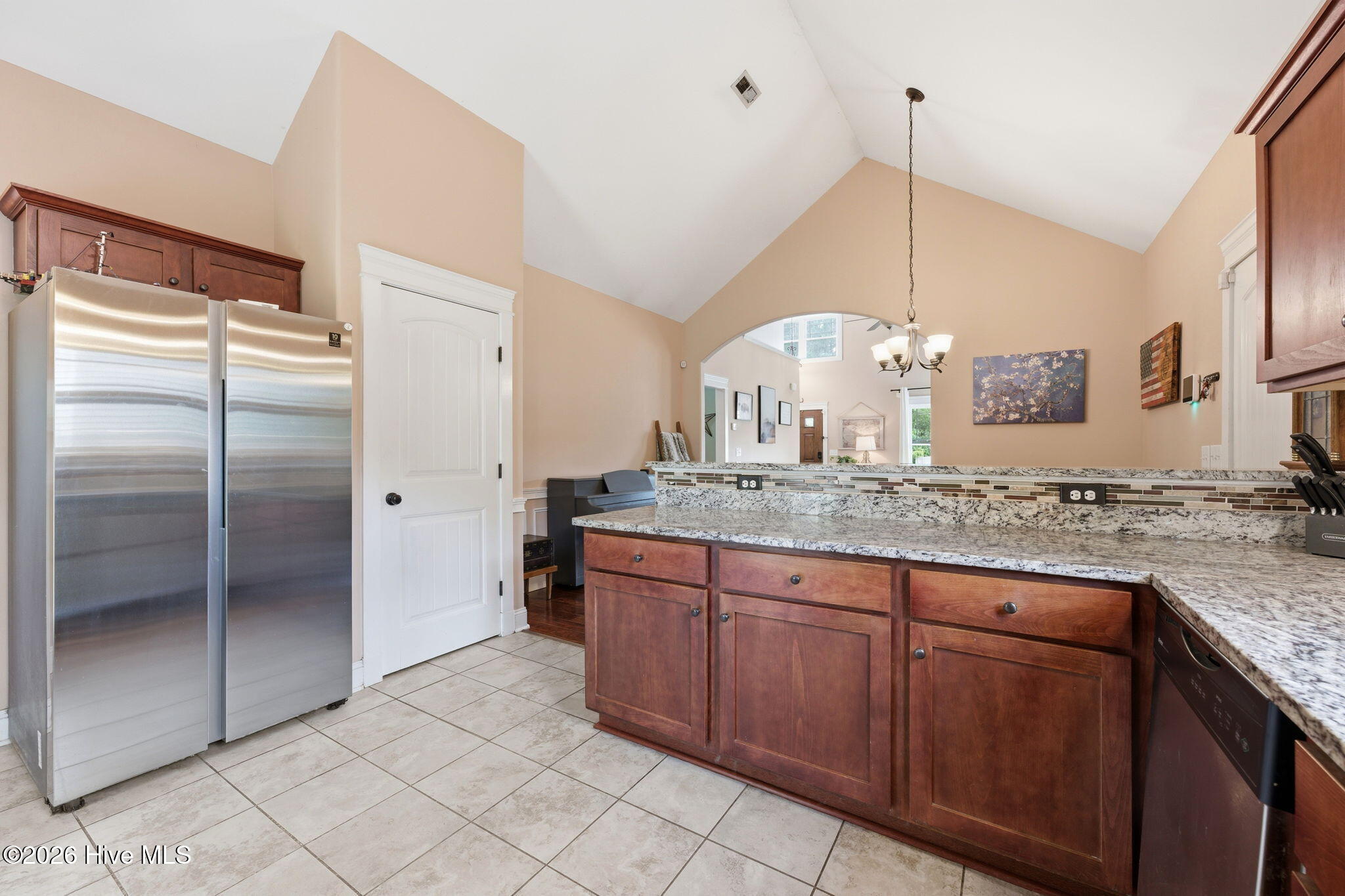 Kitchen & Pantry