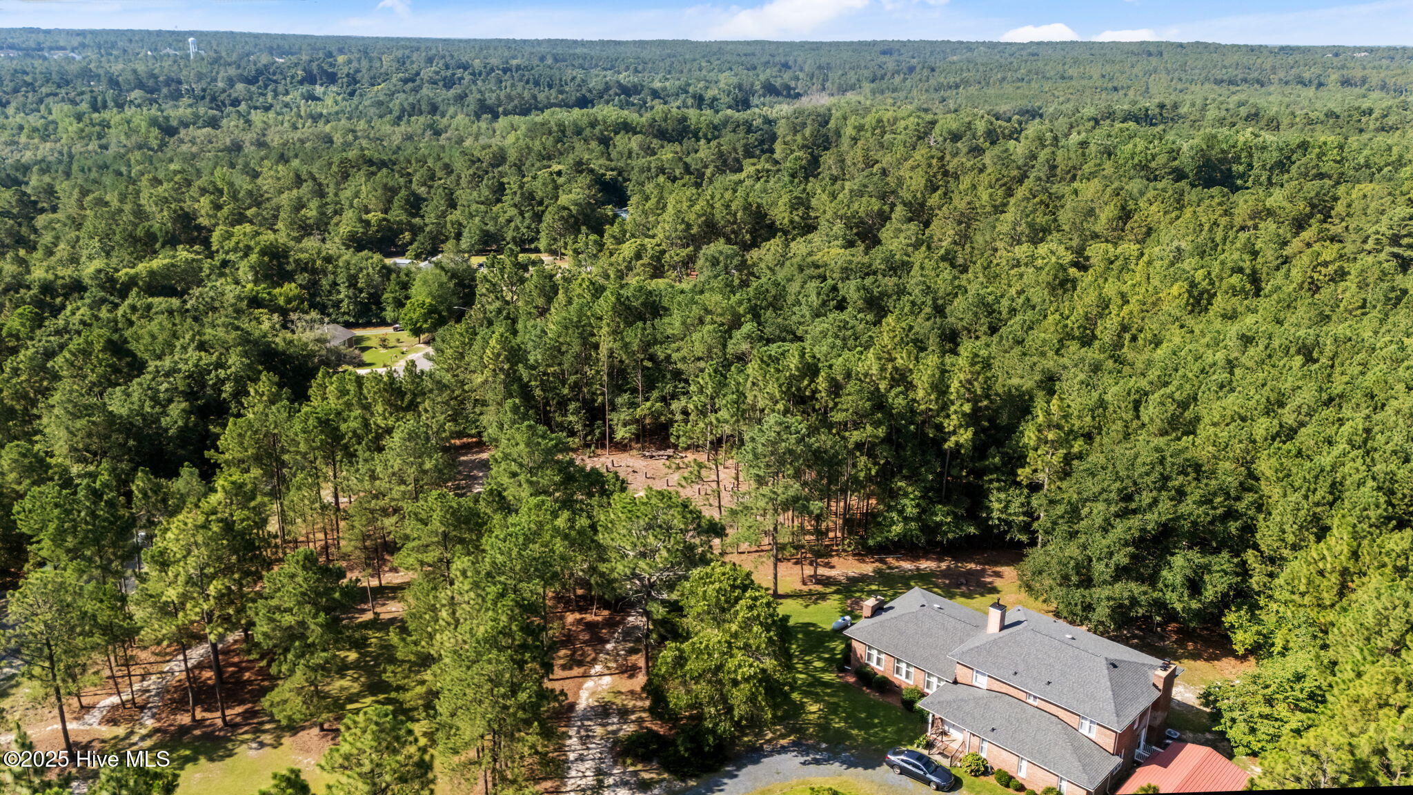 Homes for sale in West End, NC | 180 Richmond St, West End, NC 27376 | MLS# 100521402