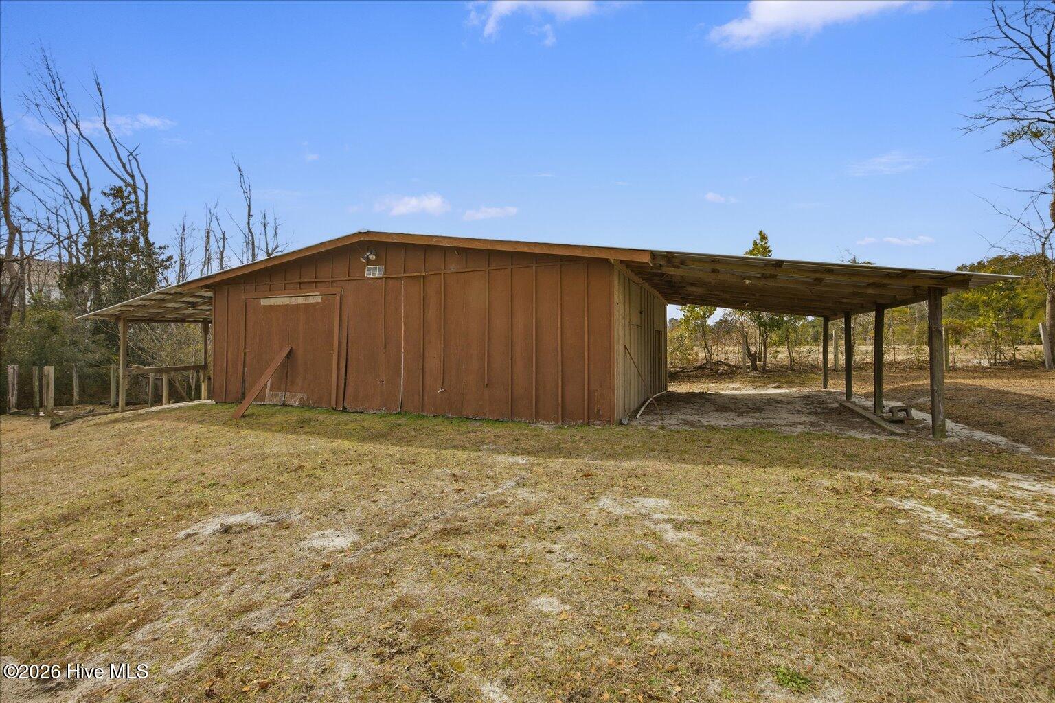 100557418 | Photo 28