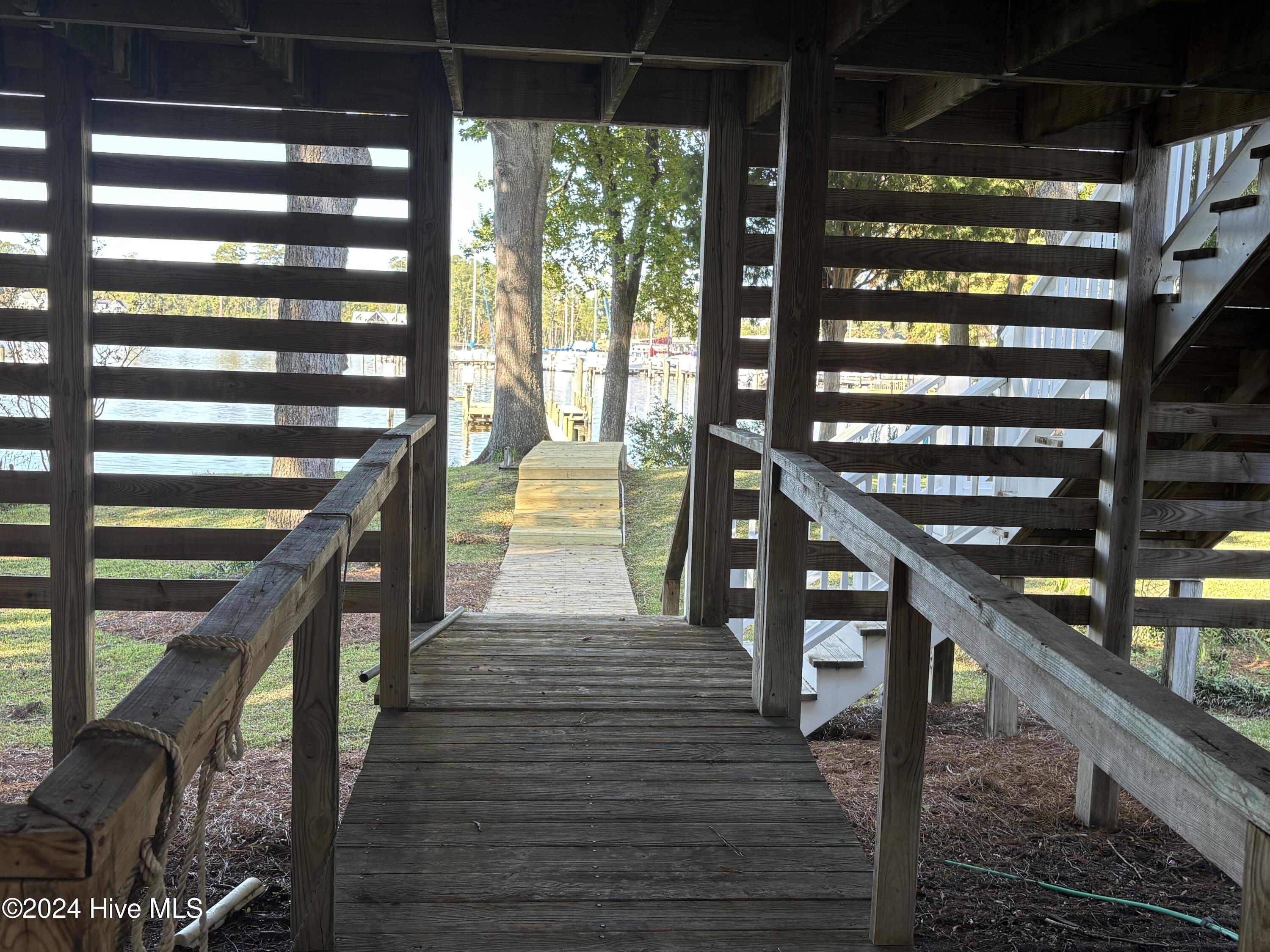 Bridge to additional rooms