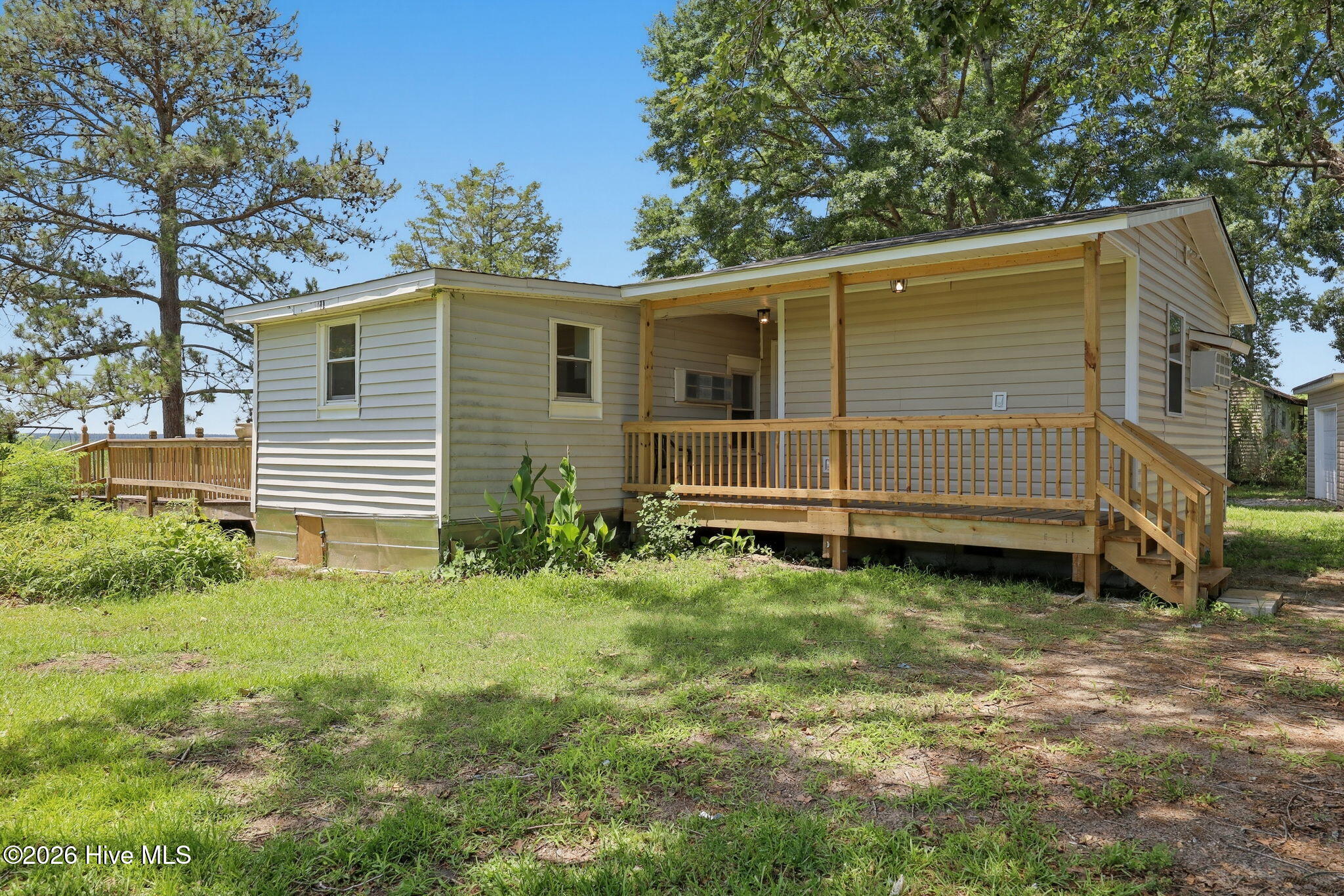 2534 White Oak River Road,Maysville