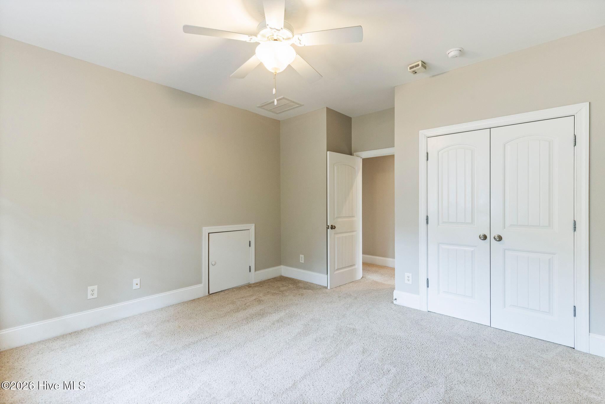 100553307 | Photo 66