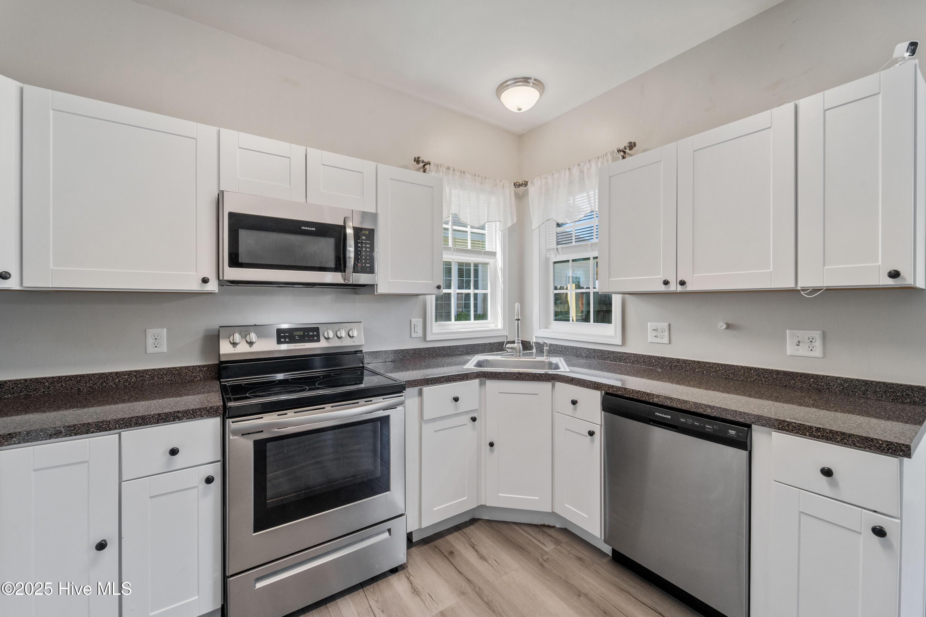 100529060 | Photo 20