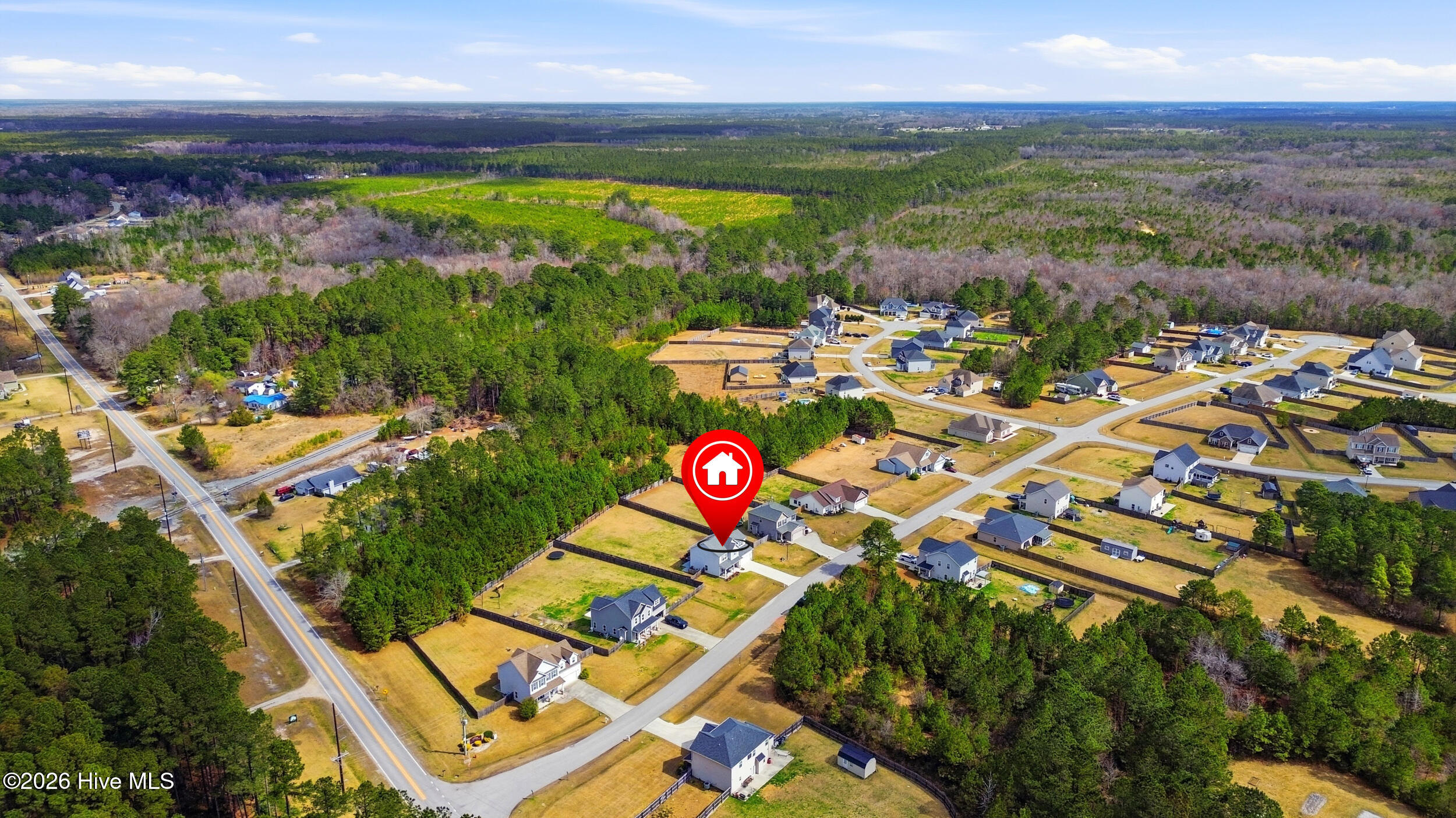 100560210 | Photo 32