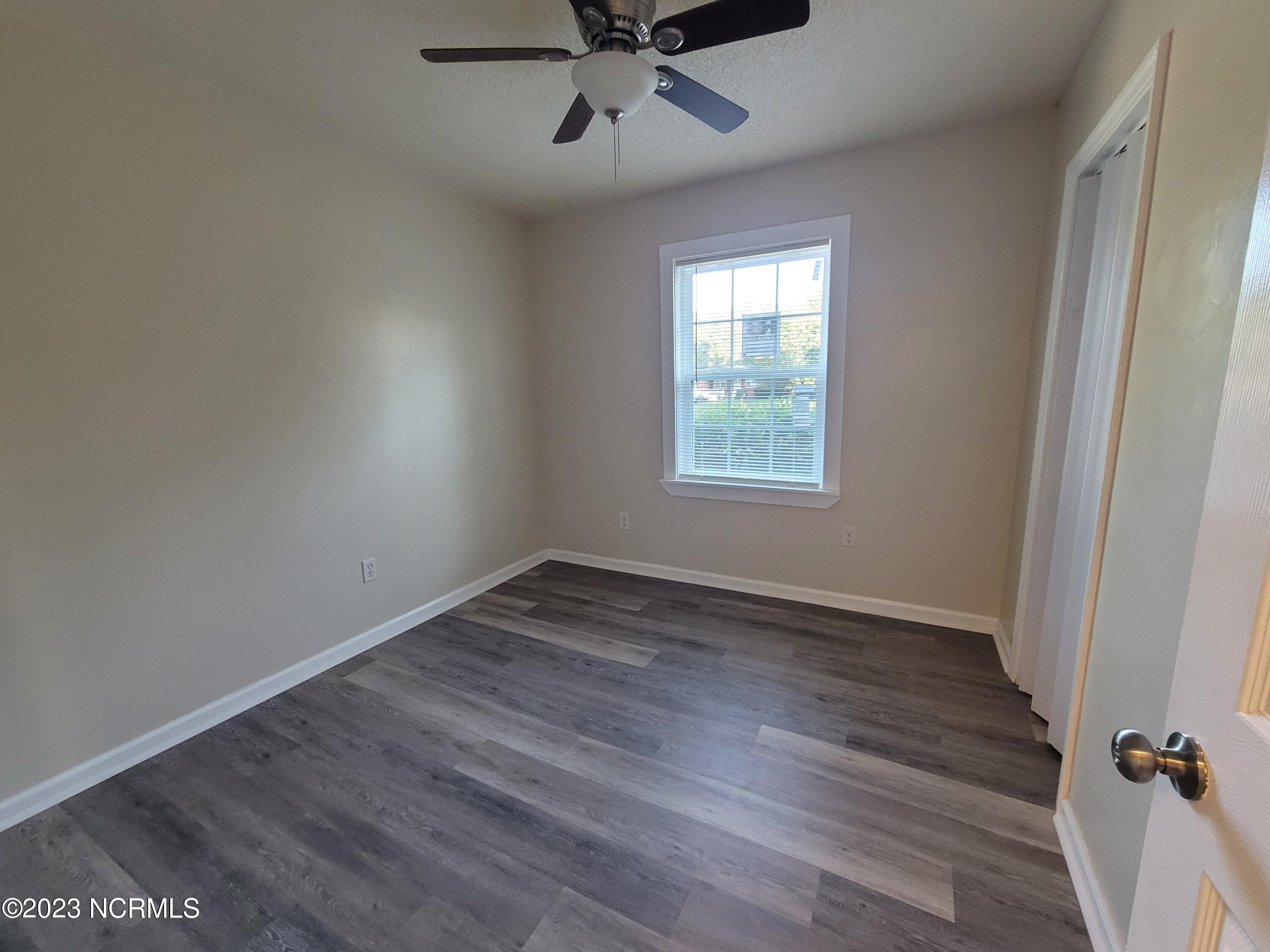 100543468 | Photo 10