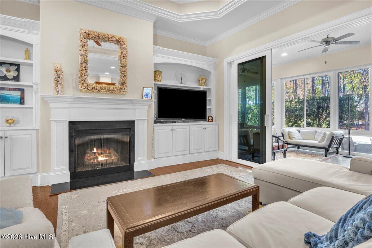 100556407 | Photo 10