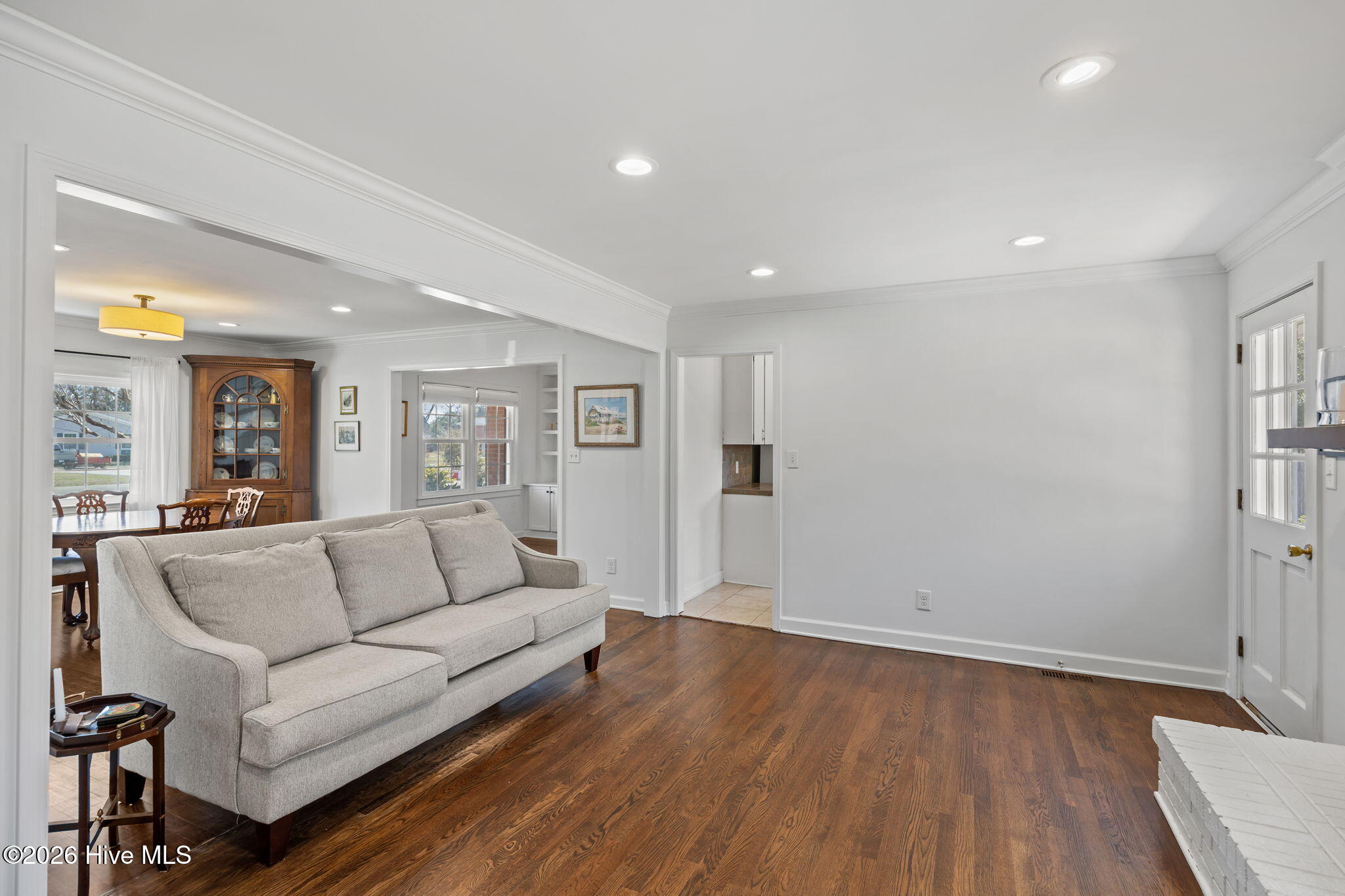 100557459 | Photo 19