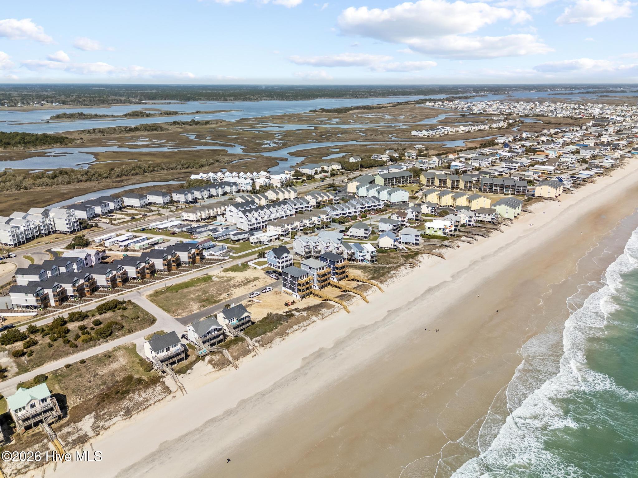 100562400 | Photo 51