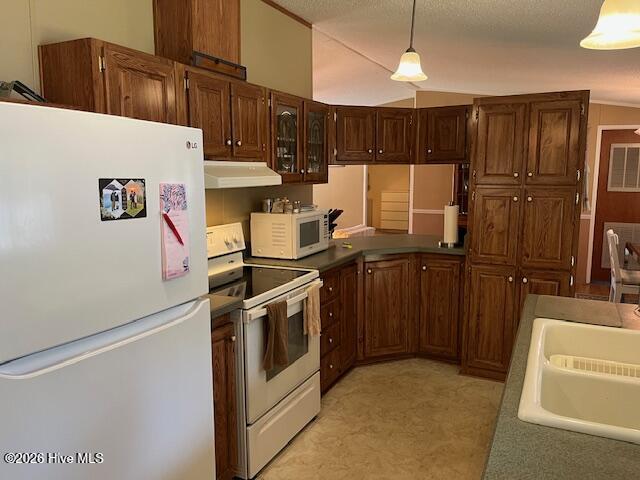 100560575 | Photo 12