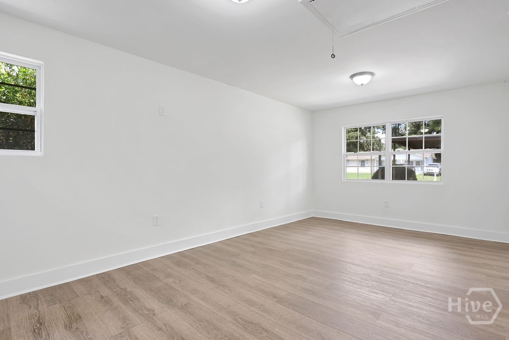 Family room off the kitchen