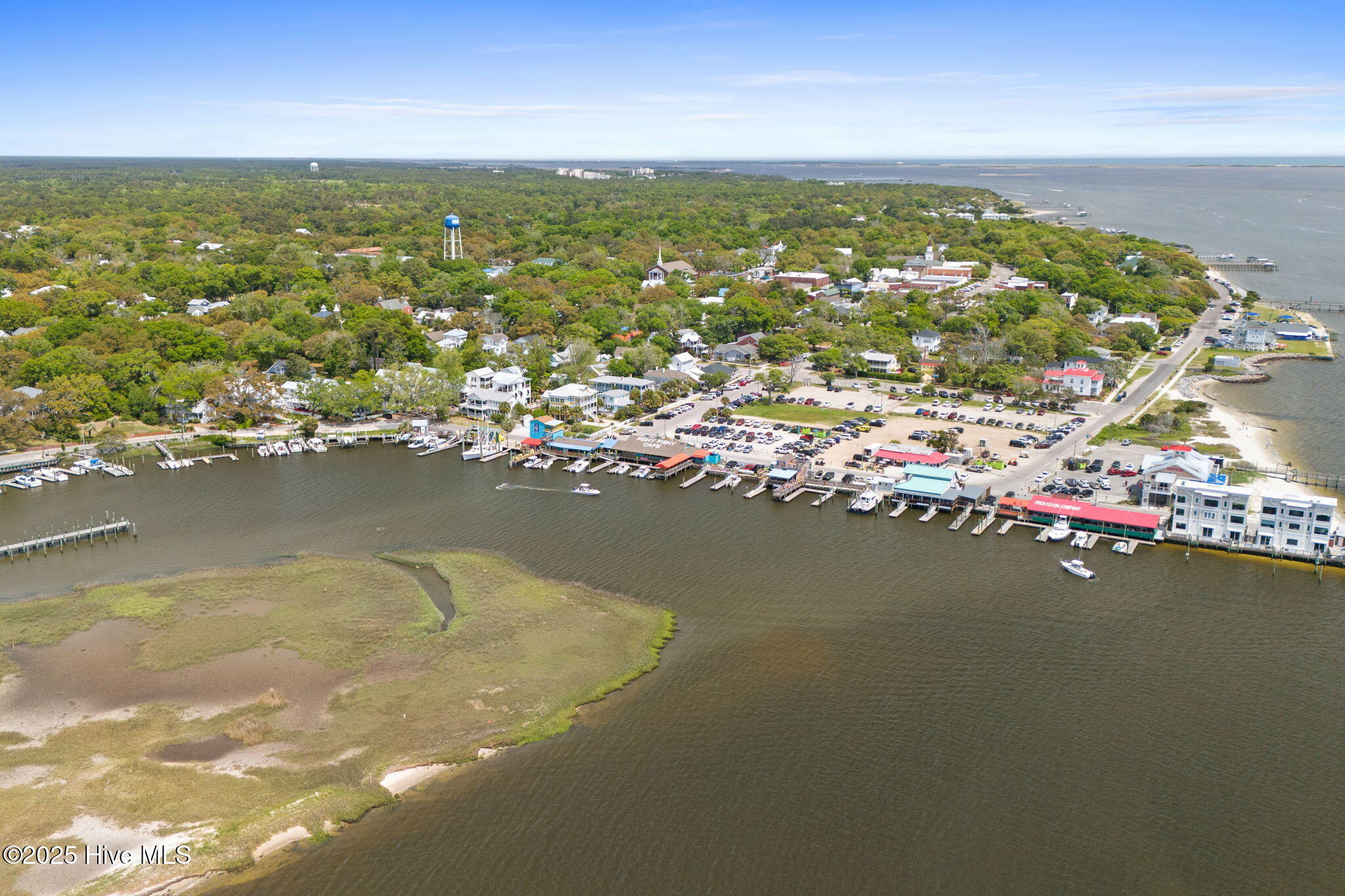 100532717 | Photo 68