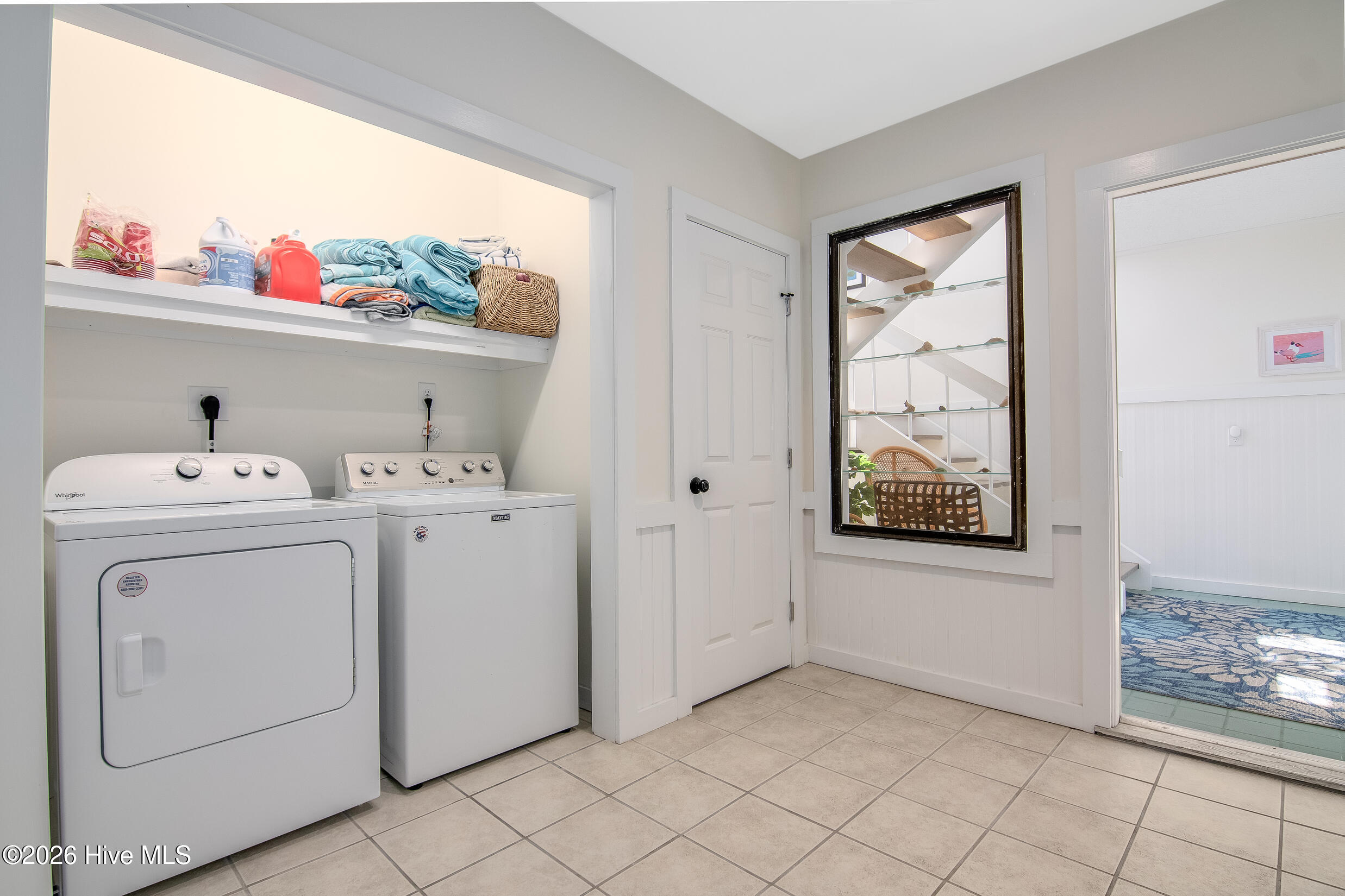 100557535 | Photo 47